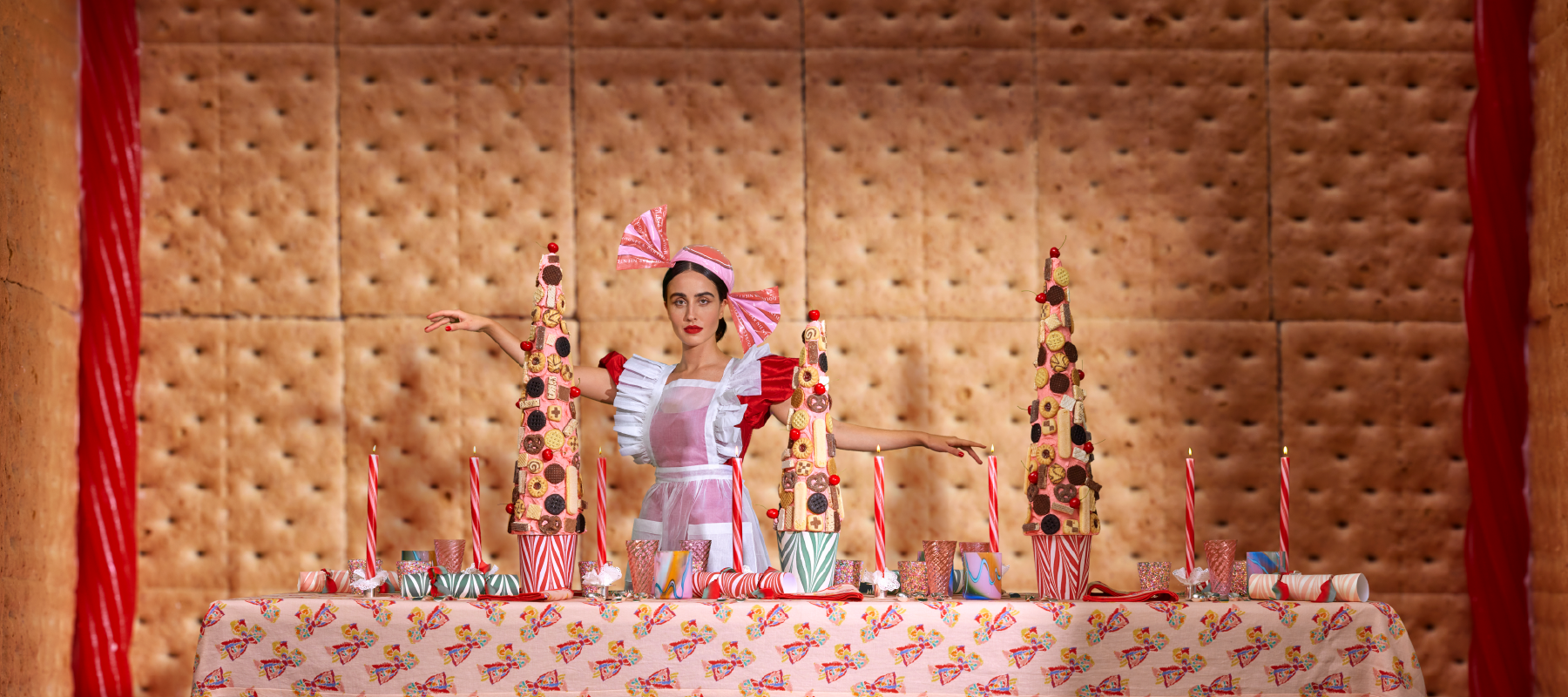 VISIONS OF SUGARPLUMS