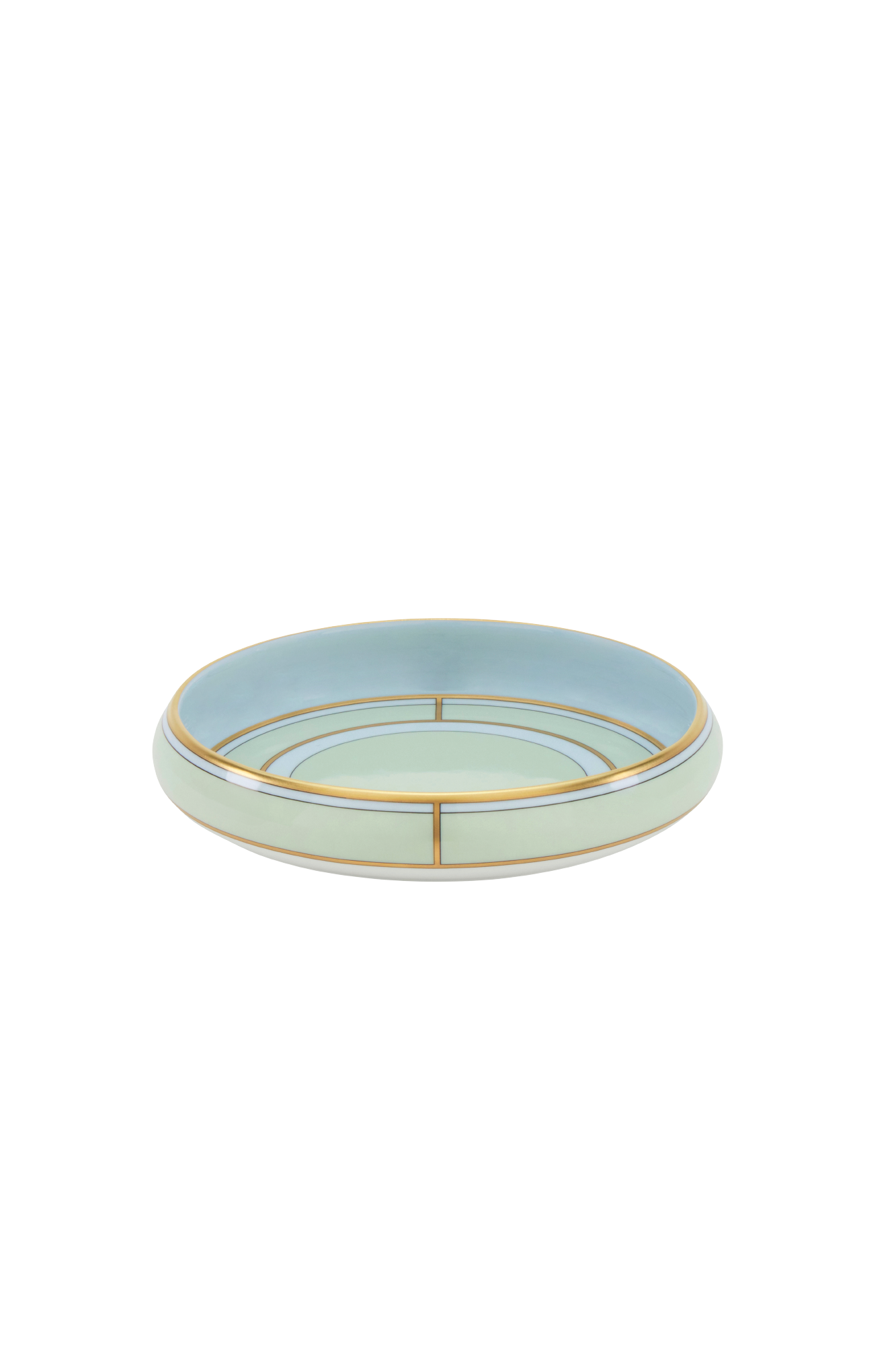 Ginori’s collection, Diva, is an homage to the vibrant energy of 1950s design, the glamour of the era's silver screen divas, and the timelessness that is Italian coffee culture. Four unexpected pastel colors feature in the collection: Celeste, Giallo, Rosa and Verde, all enhanced by gold detailing that accentuates the understated forms.