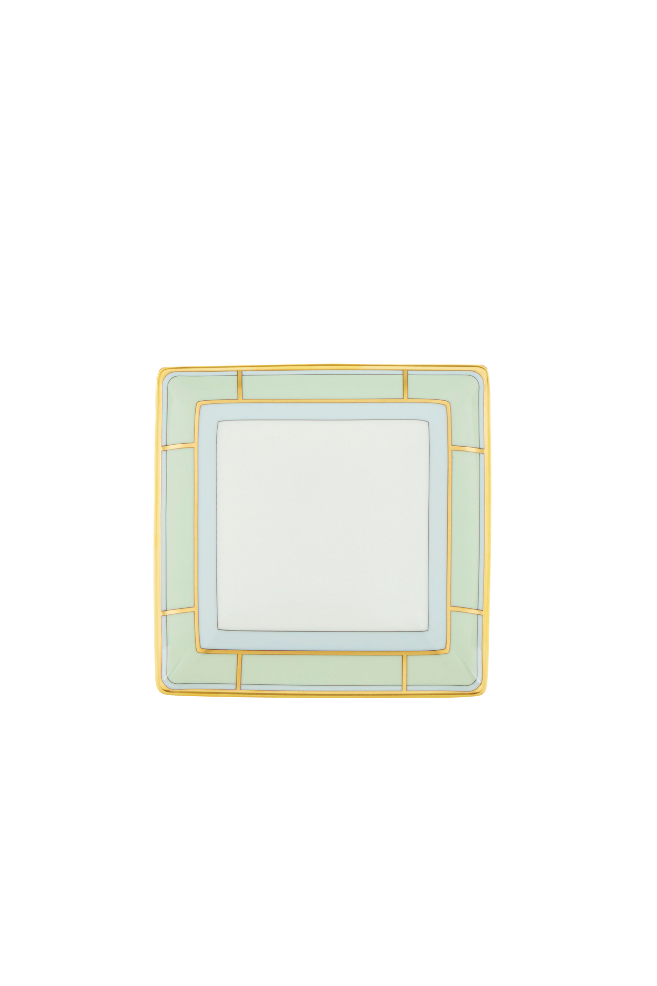 Ginori’s collection, Diva, is an homage to the vibrant energy of 1950s design, the glamour of the era's silver screen divas, and the timelessness that is Italian coffee culture. Four unexpected pastel colors feature in the collection: Celeste, Giallo, Rosa and Verde, all enhanced by gold detailing that accentuates the understated forms.