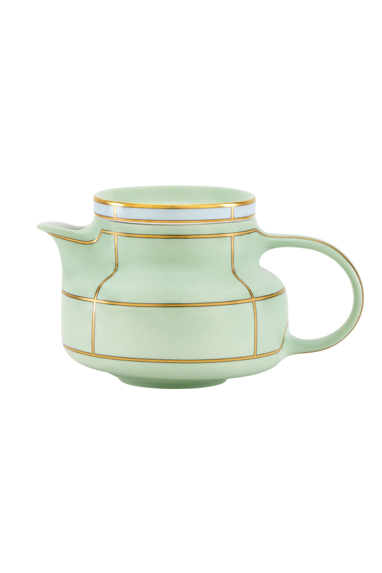 Ginori’s collection, Diva, is an homage to the vibrant energy of 1950s design, the glamour of the era's silver screen divas, and the timelessness that is Italian coffee culture. Four unexpected pastel colors feature in the collection: Celeste, Giallo, Rosa and Verde, all enhanced by gold detailing that accentuates the understated forms.