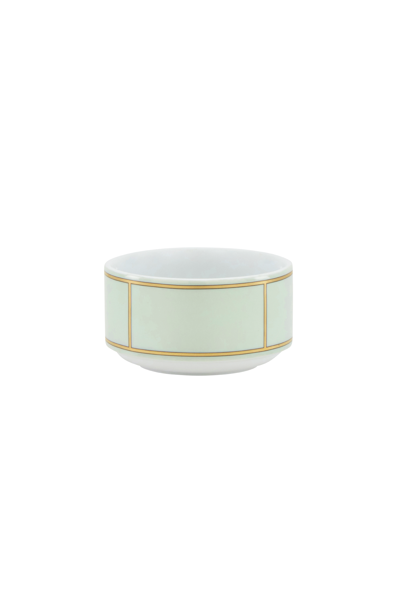 Ginori’s collection, Diva, is an homage to the vibrant energy of 1950s design, the glamour of the era's silver screen divas, and the timelessness that is Italian coffee culture. Four unexpected pastel colors feature in the collection: Celeste, Giallo, Rosa and Verde, all enhanced by gold detailing that accentuates the understated forms.