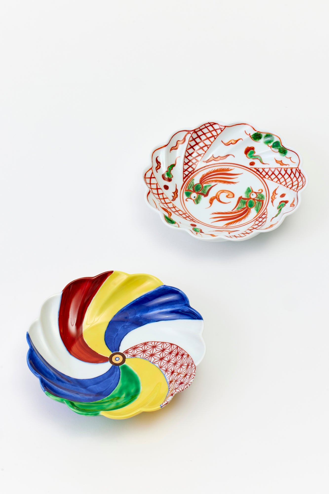 Pinwheel cocktail plate, made in Japan.