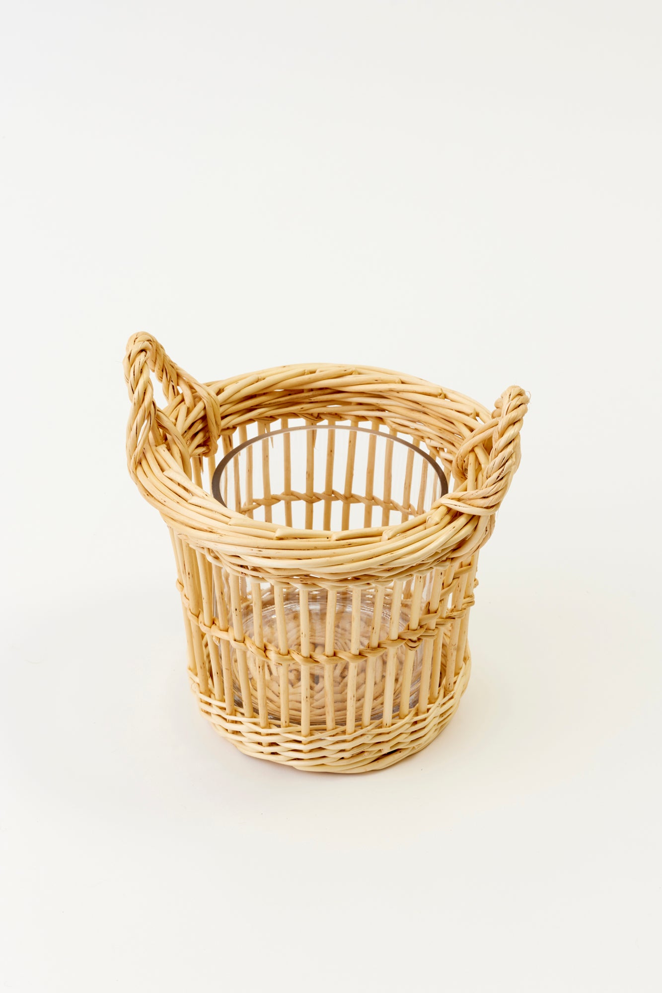 OPENWORK FRENCH BASKET WITH LINERS.