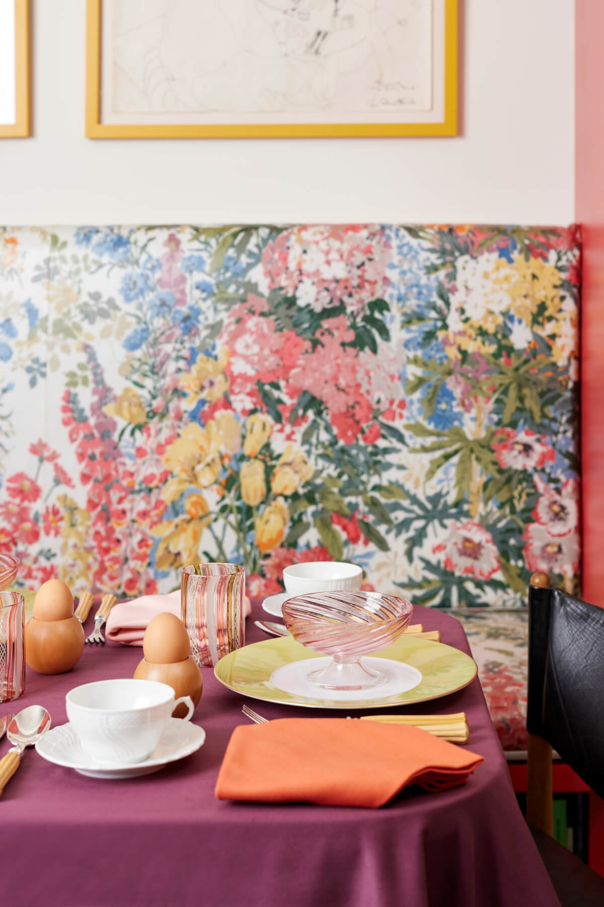 Color-block linens with blush compotes, and glass tumblers.