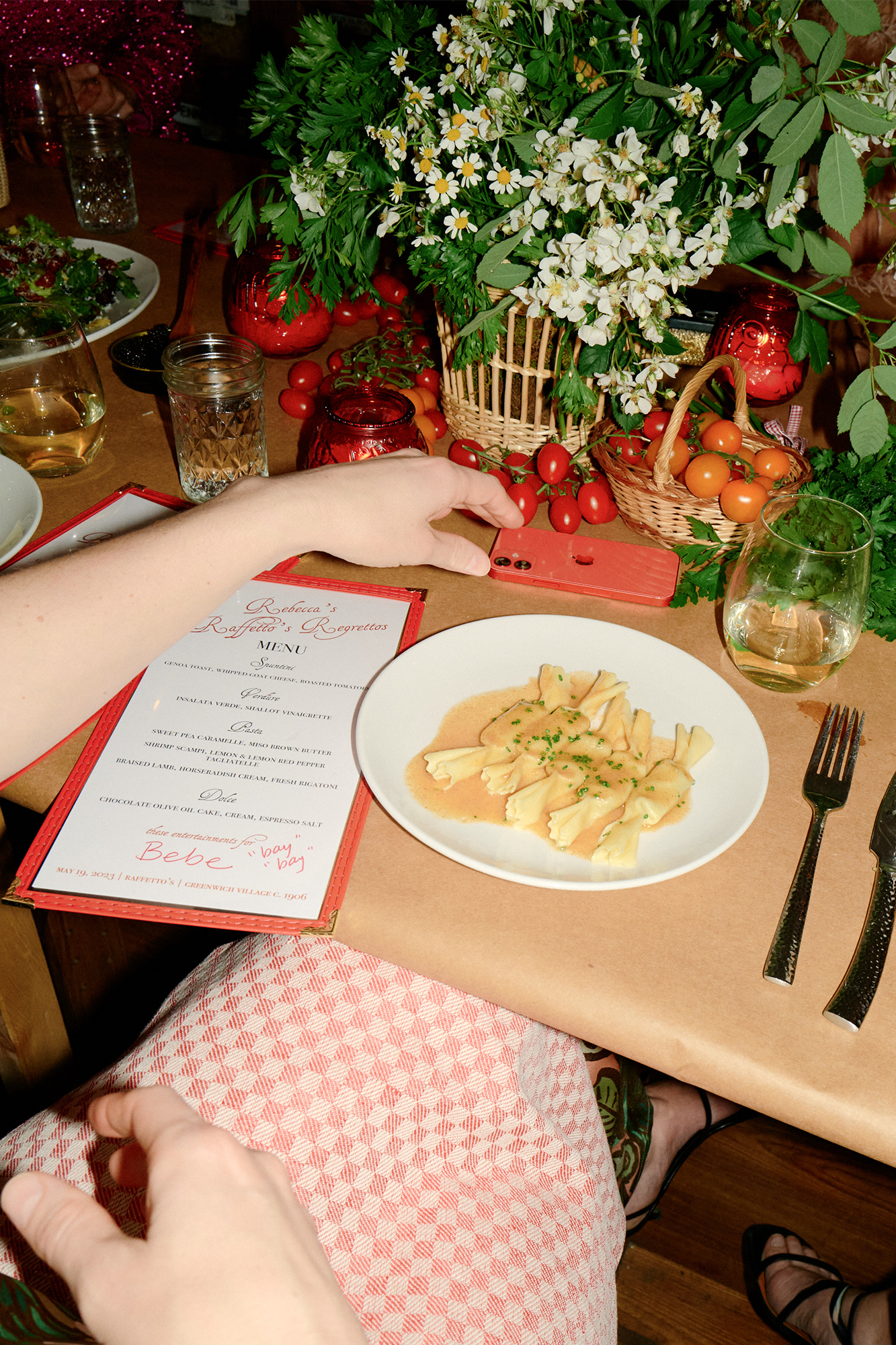 RED CHECKERED DINNER NAPKIN.