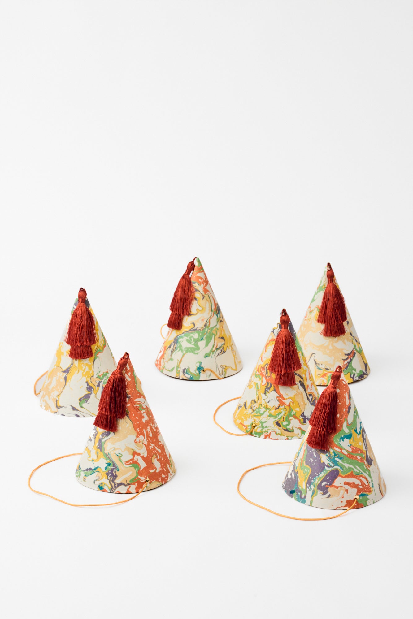 SET OF 6 CRAYON MARBLED PARTY HATS