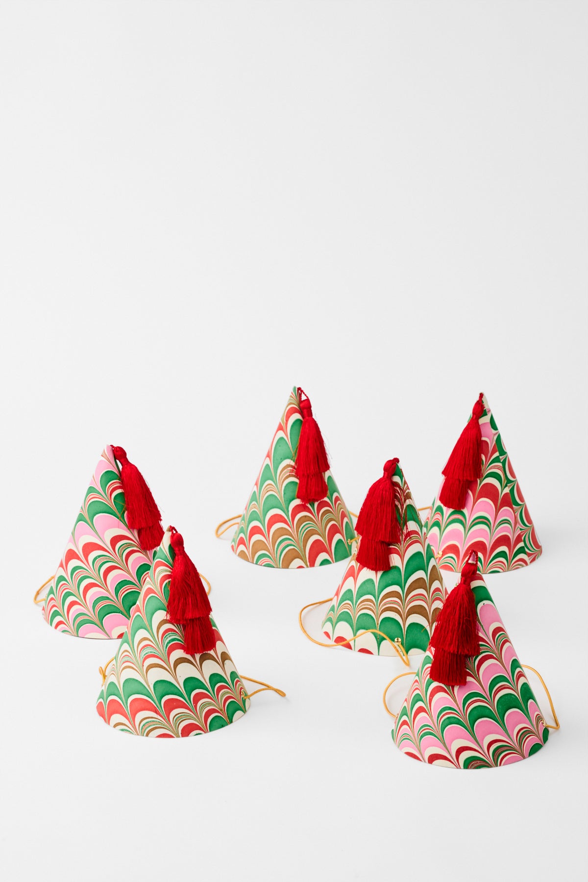 SET OF 6 HOLIDAY MARBLED PARTY HATS