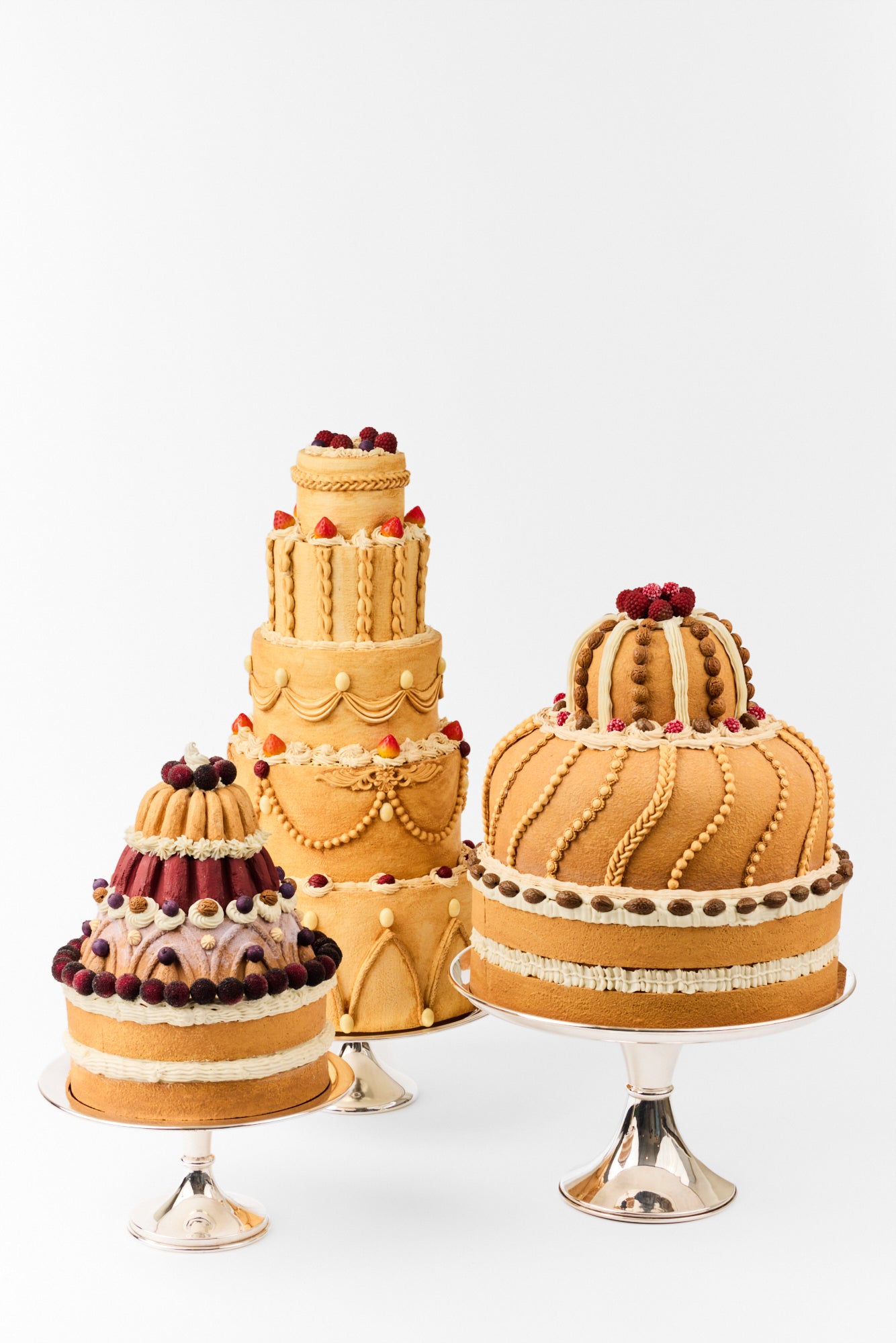 GIANT TROMPE L'OEIL CAKES