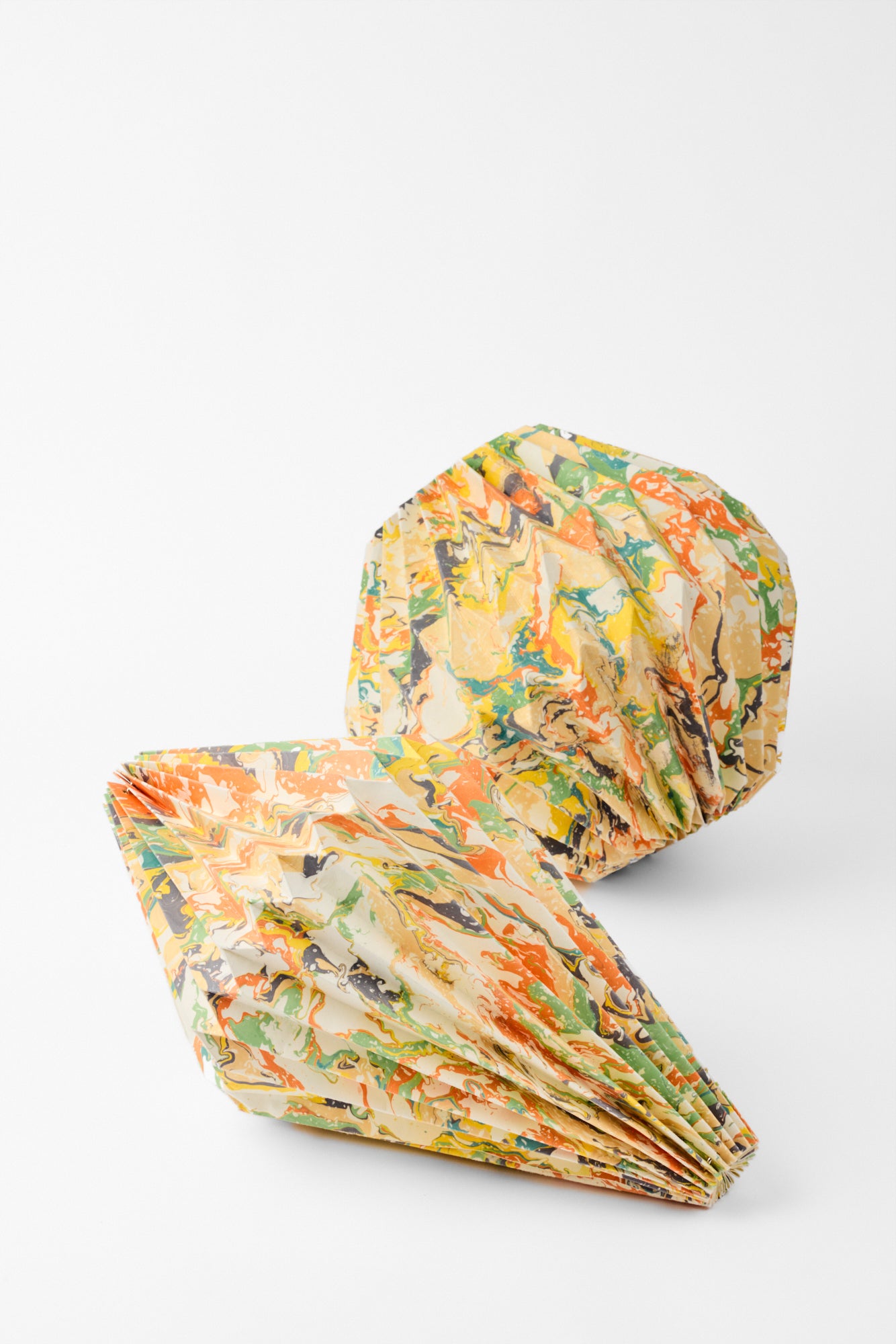 CRAYON MARBLED PAPER LANTERNS
