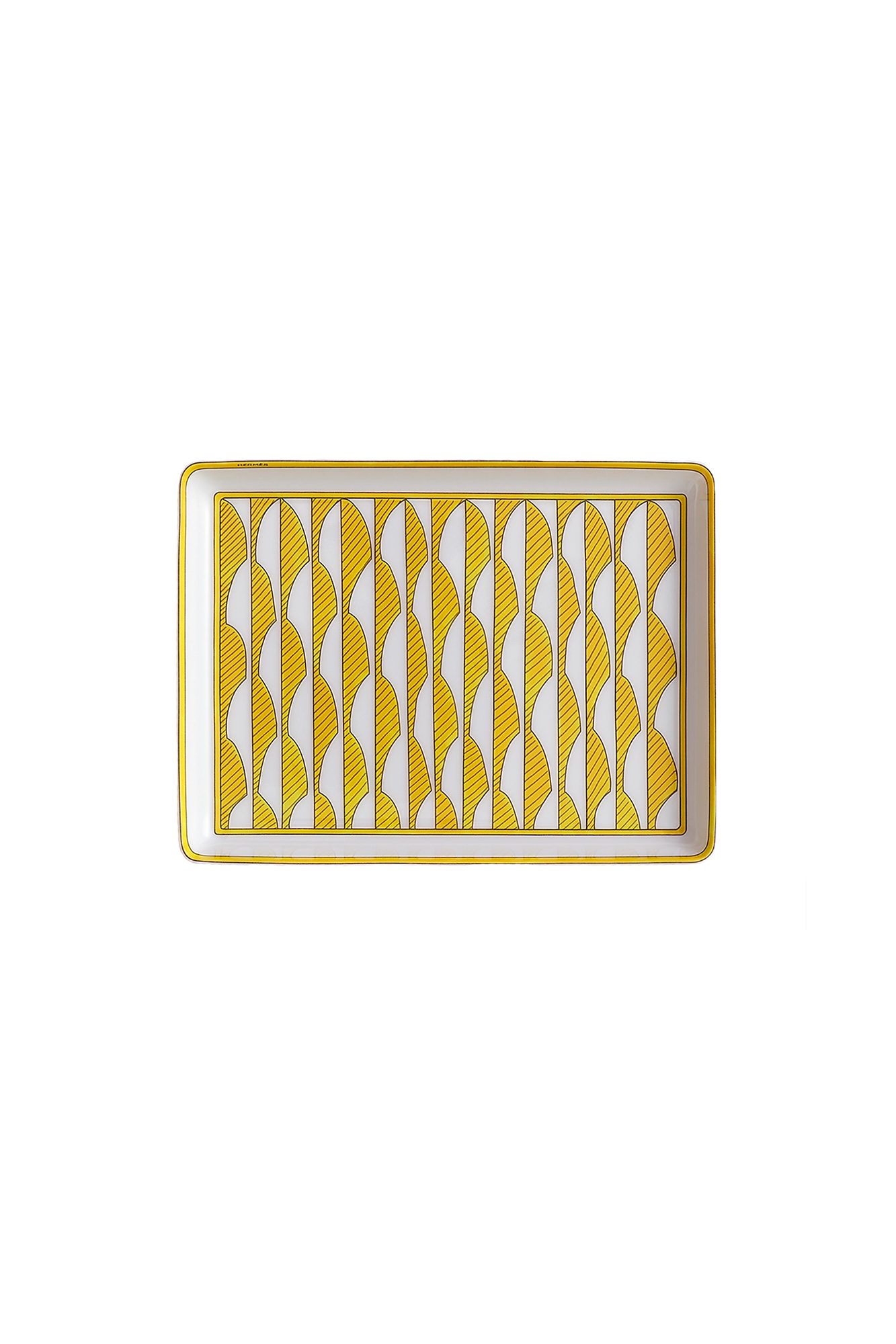 This architectural design by Arielle de Brichambaut for Hermès is intensely ablaze, its graphic forms radiating with warmth. The subtle variation in shades of yellow and the cross-hatched contours give depth to this ode to summer. Convivial, carefree, and even more beautiful in person - just like you. Fine porcelain. Made in France.