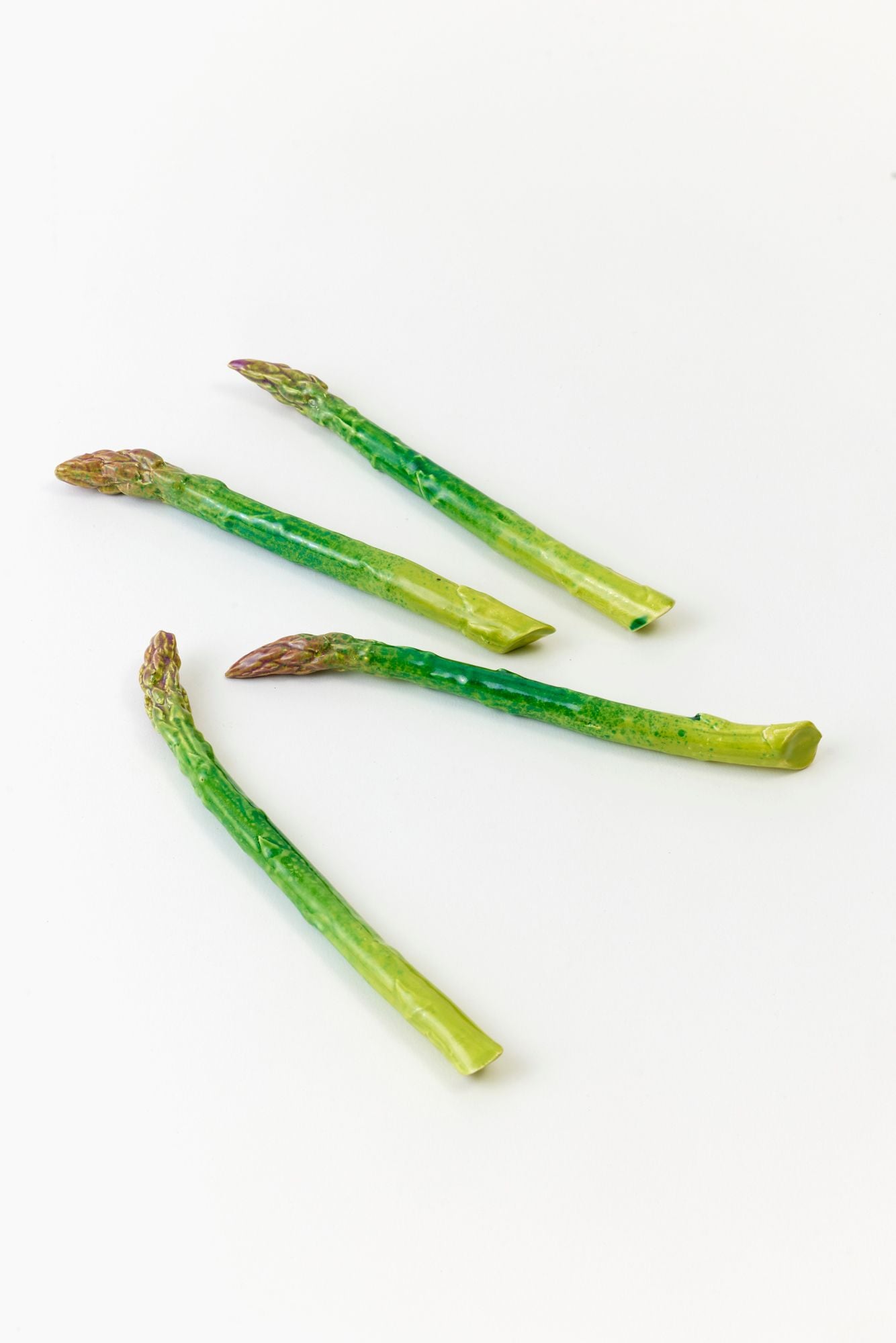 SET OF 4 CERAMIC ASPARAGUS.
