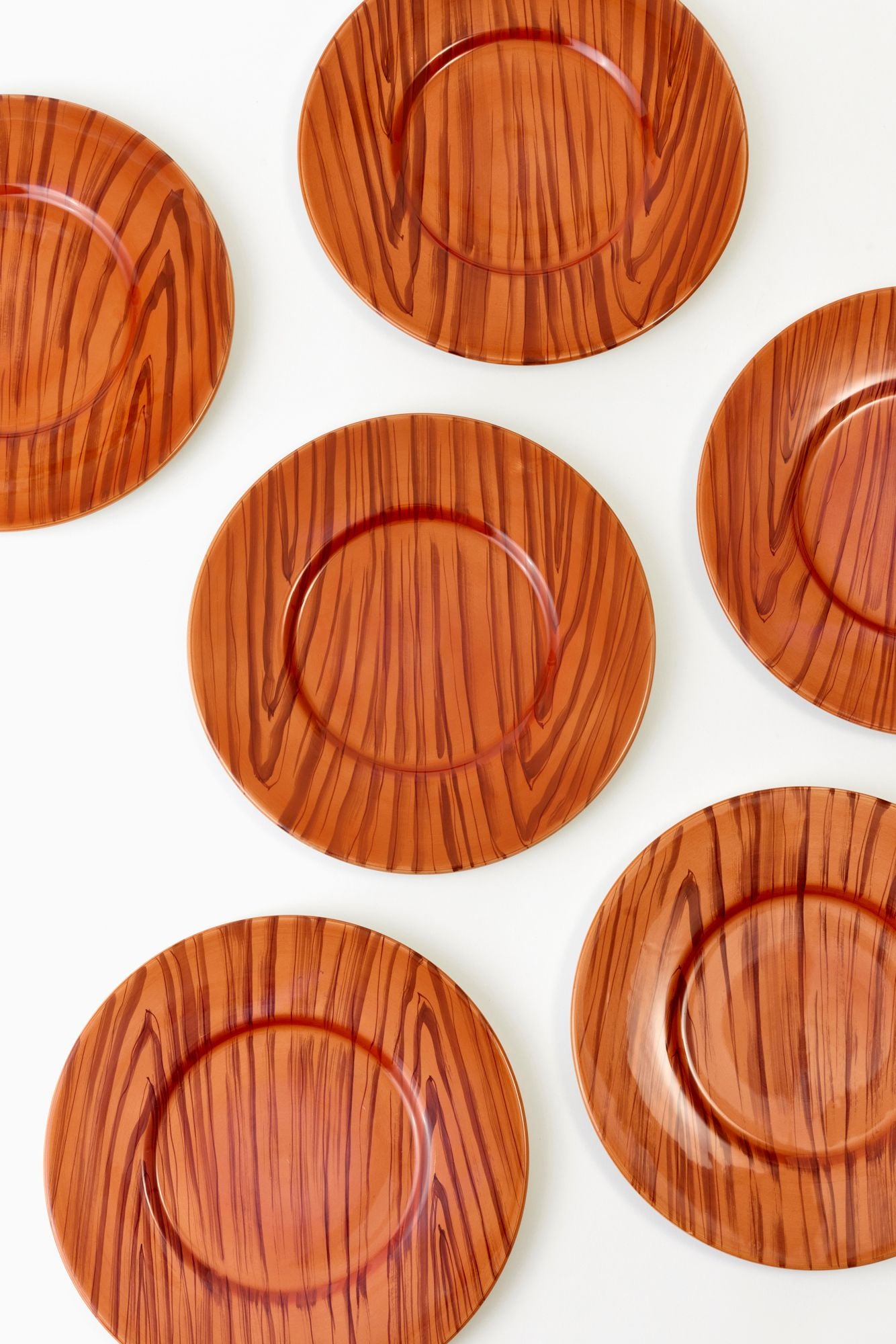 SET OF 6 FAUX BOIS CERAMIC SERVICE PLATES.