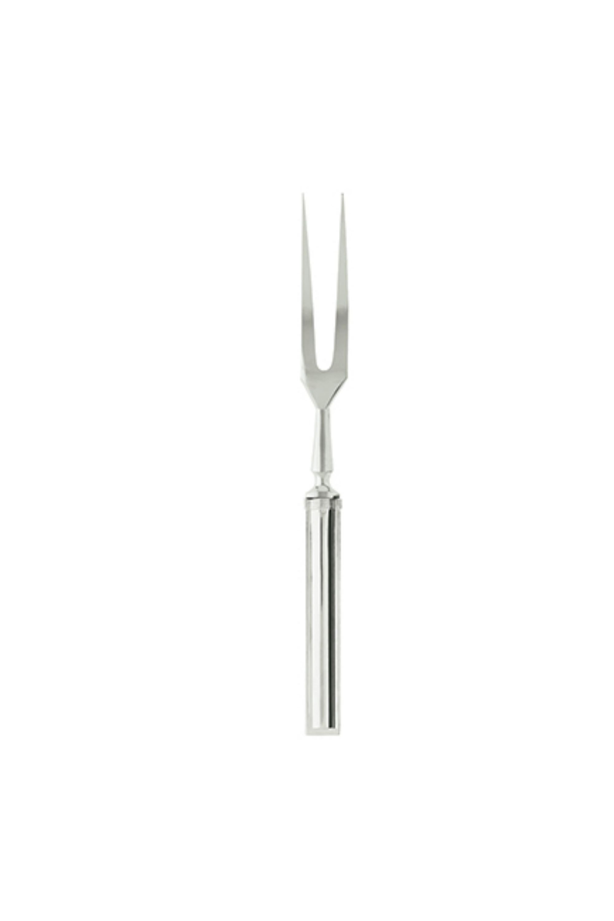 Free from any superfluous ornamentation, this sterling silver cutlery features no other embellishment than the five fluted rings on their handles.