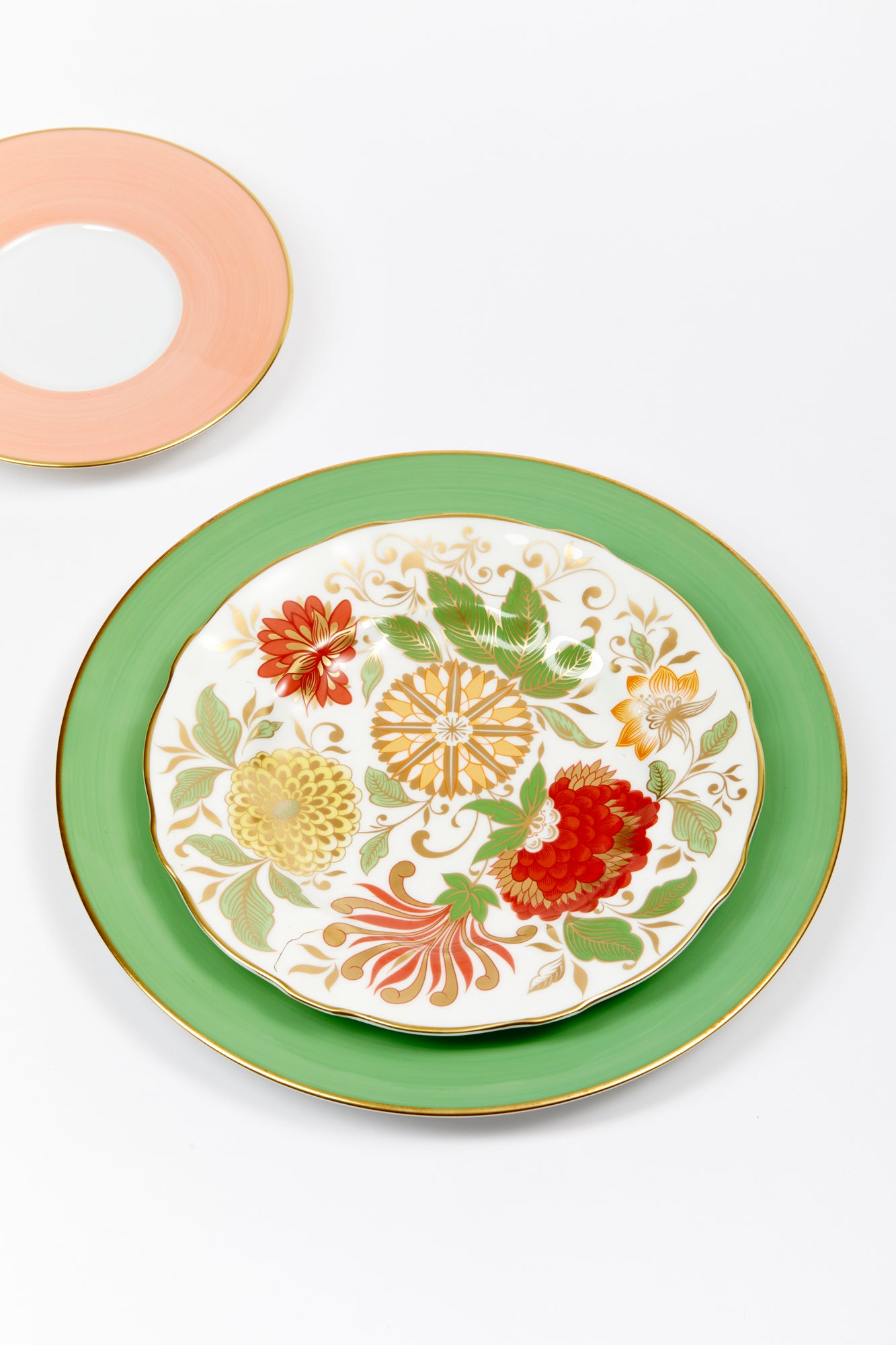 Handmade and decorated plates in England by Royal Crown Derby.