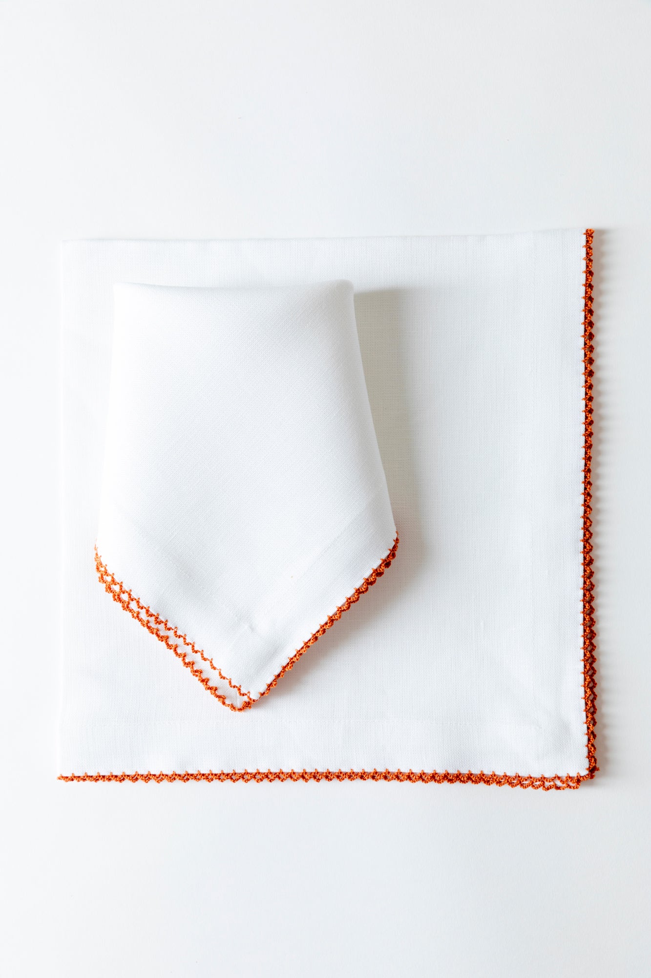Linen dinner napkin with hand stitched Picot edge.