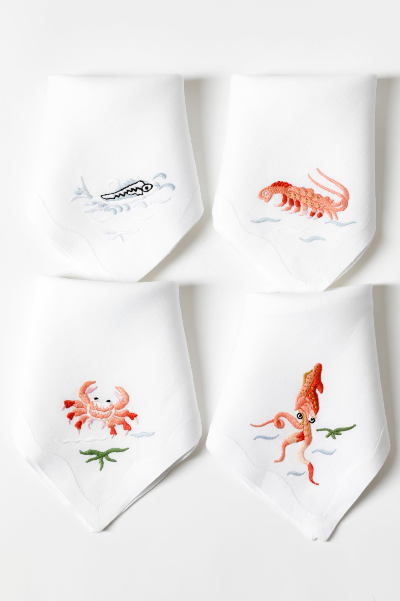Dinner napkin linen with crustaceans stitched. Made in Madeira, Portugal.