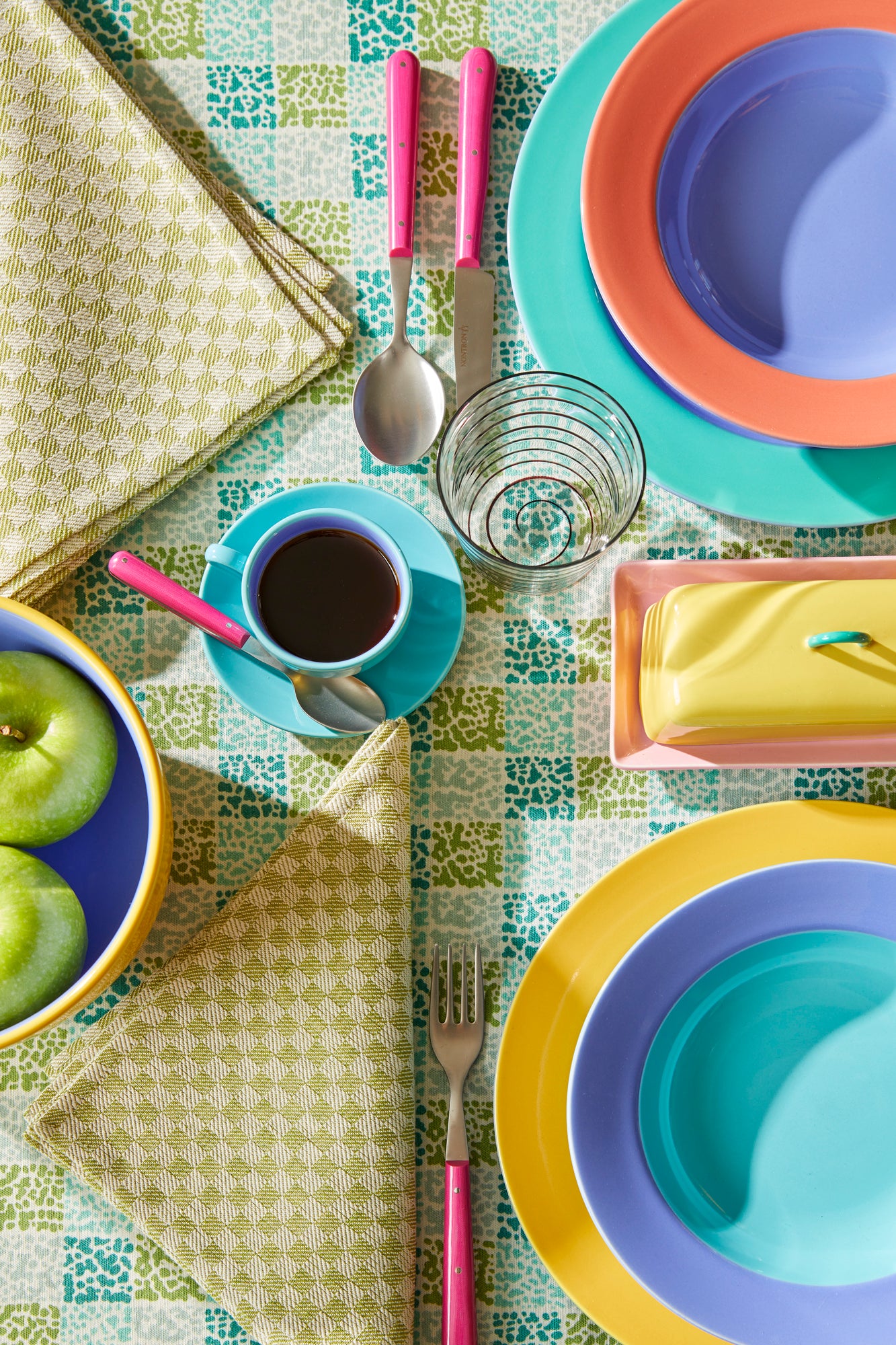 Hot pink flatware. Made in France by a historic knife-maker whose work dates back to the 18th century.