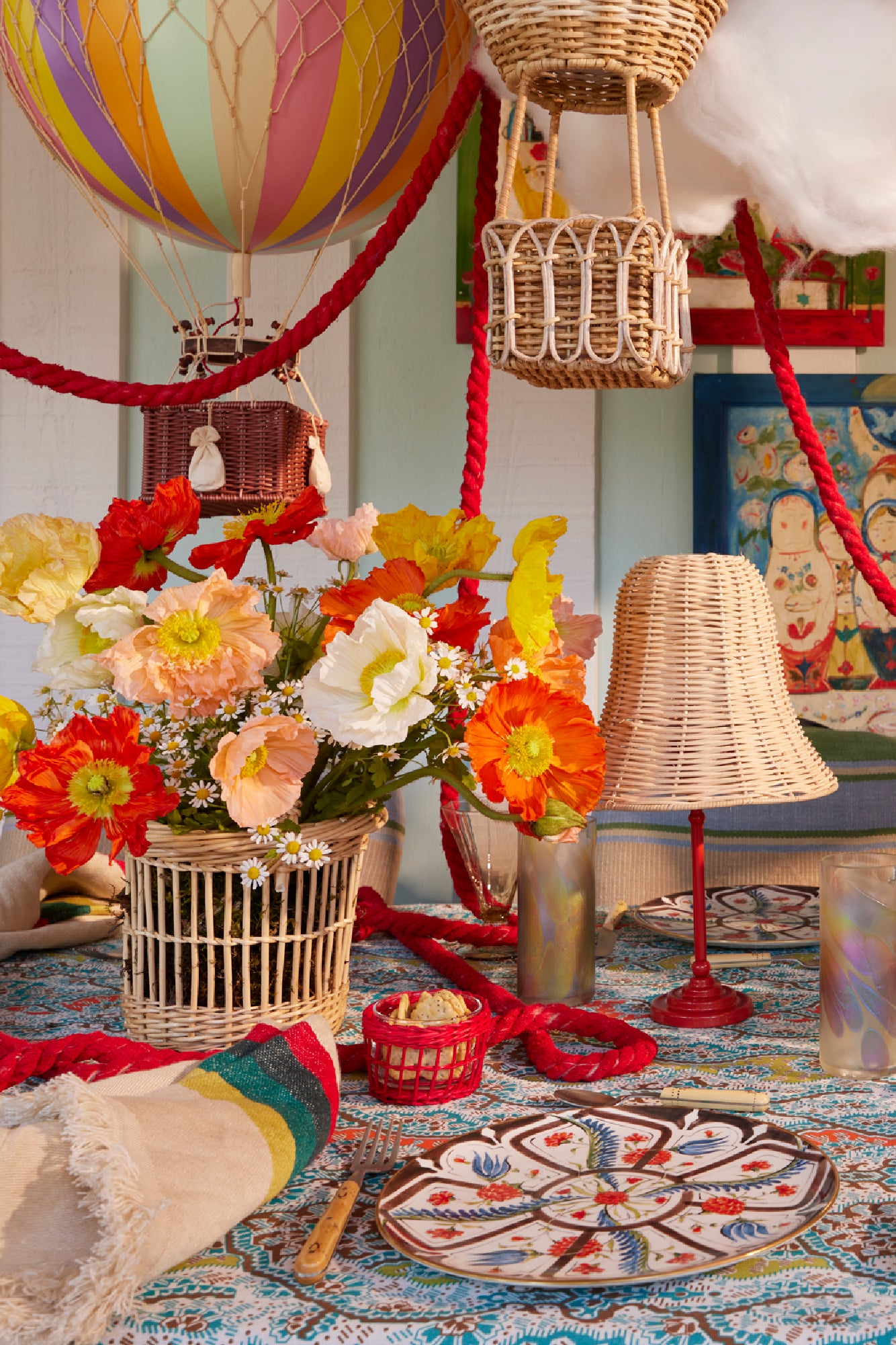 Wicker table lamp shade.