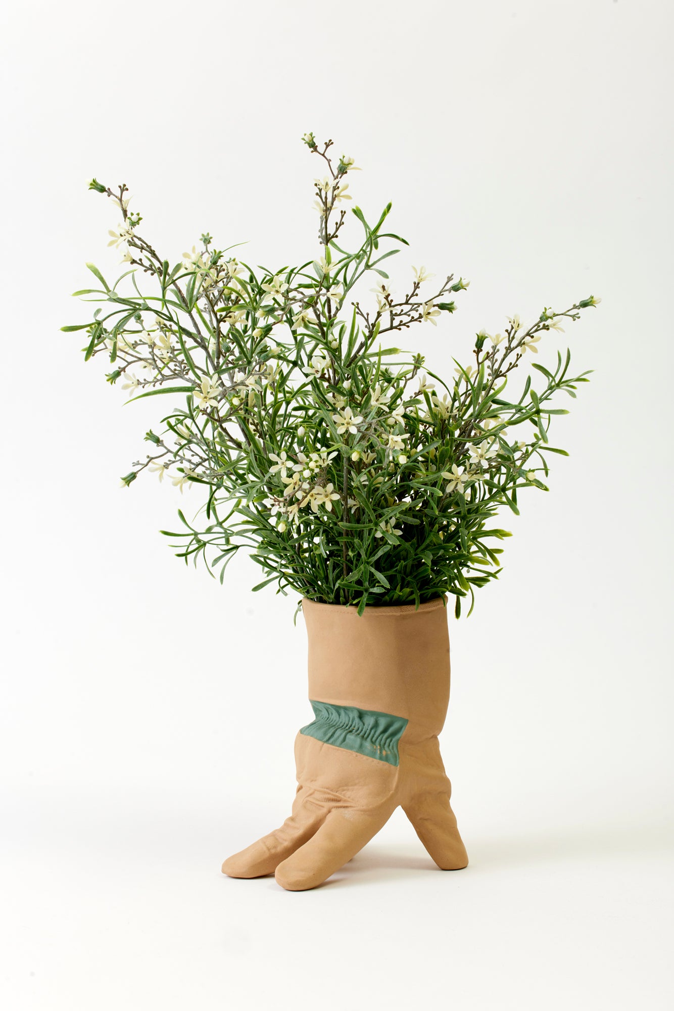 Garden glove vase.