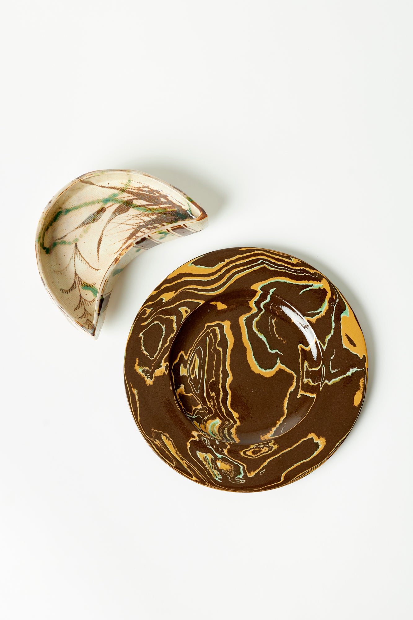 Marbled ceramic dishes.