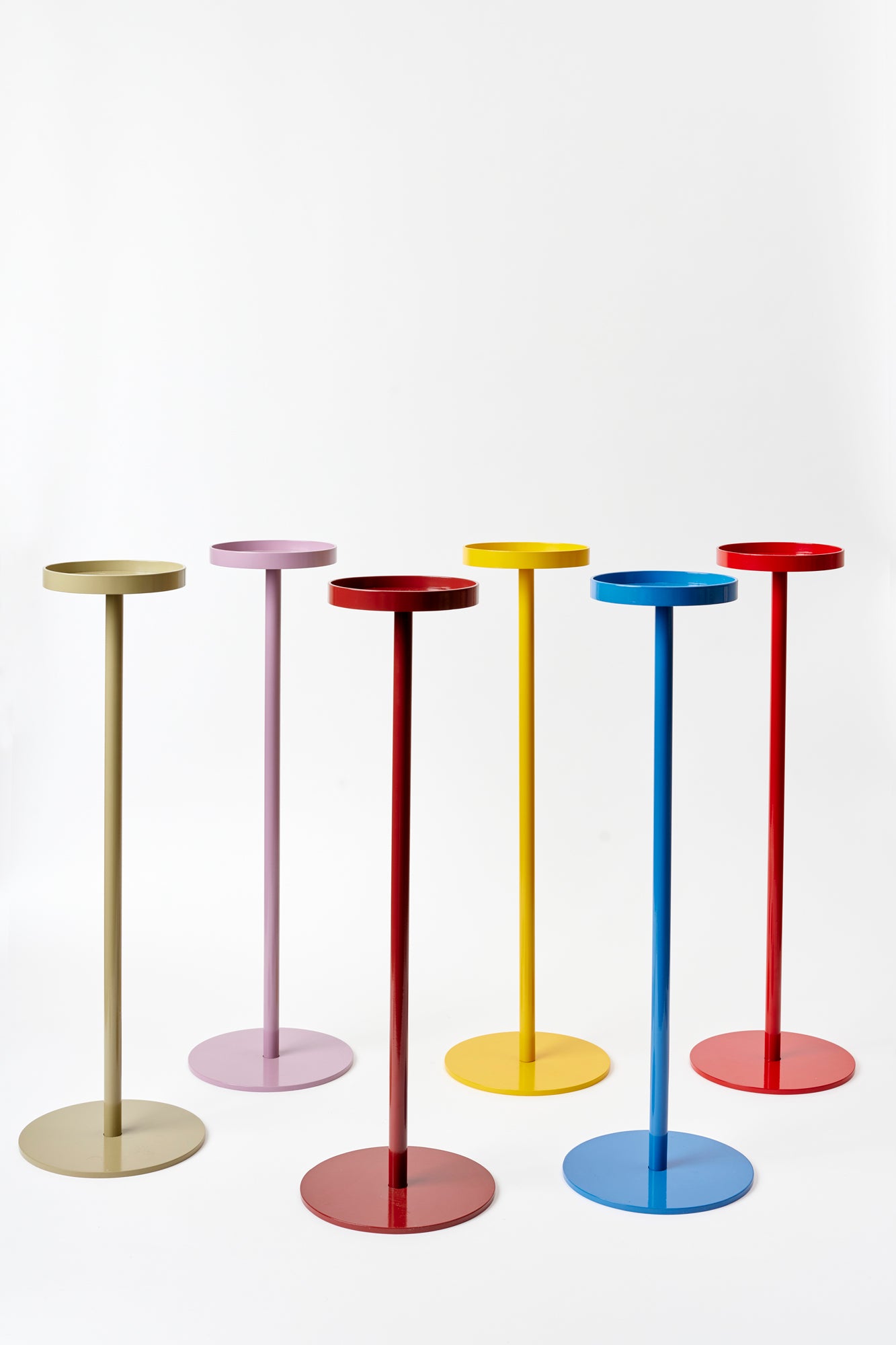 TINI TINY DRINKS TABLE