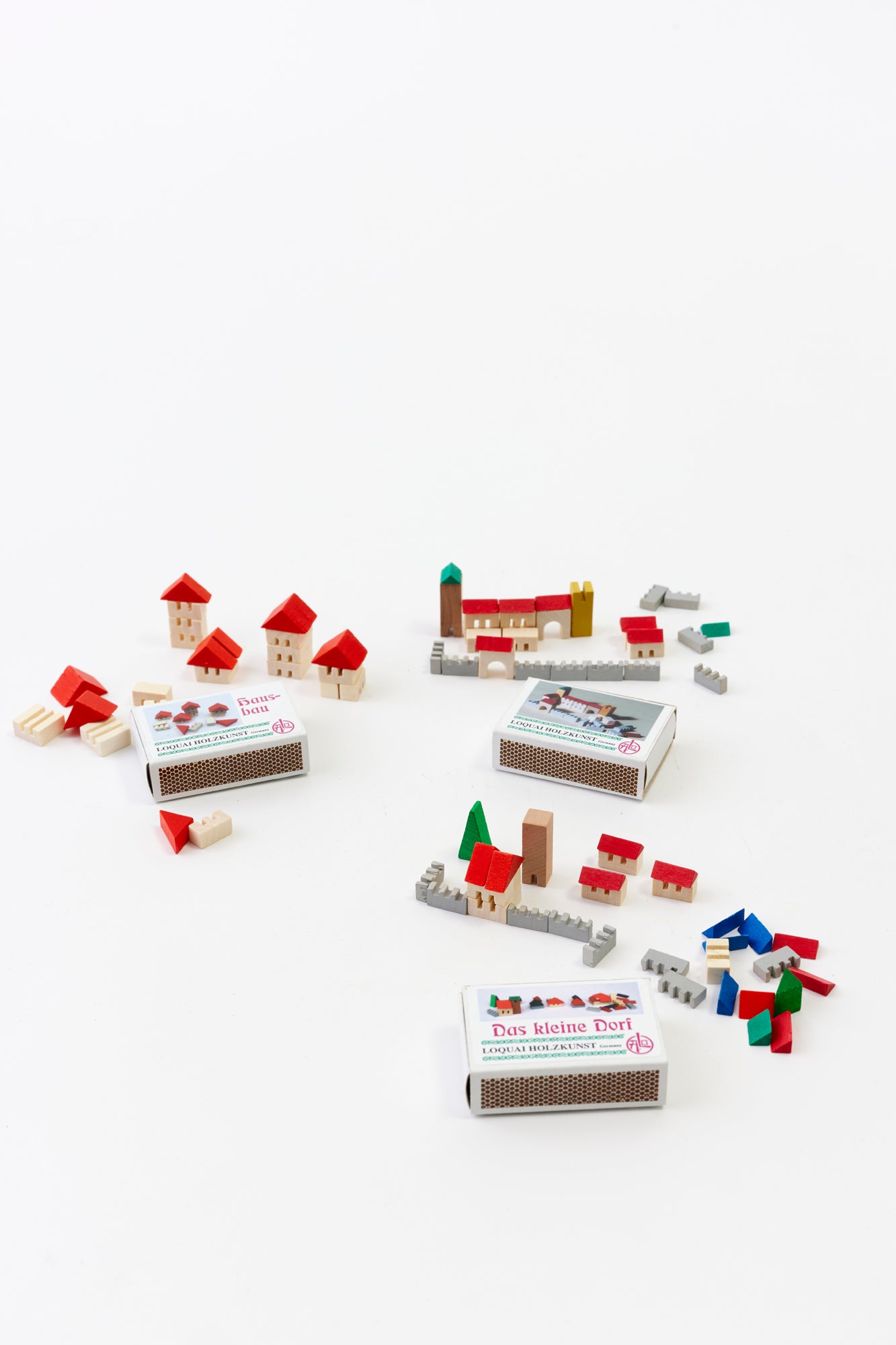 These adorable matchbox building sets are crafted in Germany and pack a big surprise. Inside each petite matchbox lives a world of miniature building blocks.