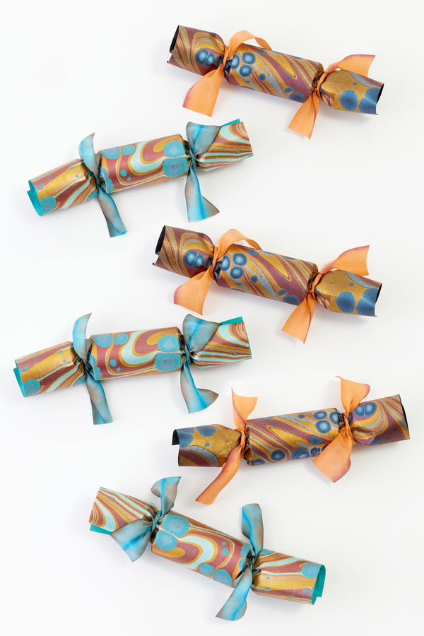 SET OF 6 DEEP SPACE MARBLED PARTY CRACKERS