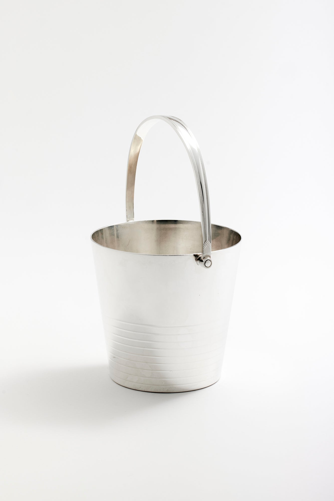 VINTAGE SILVER ICE PAIL WITH HANDLE