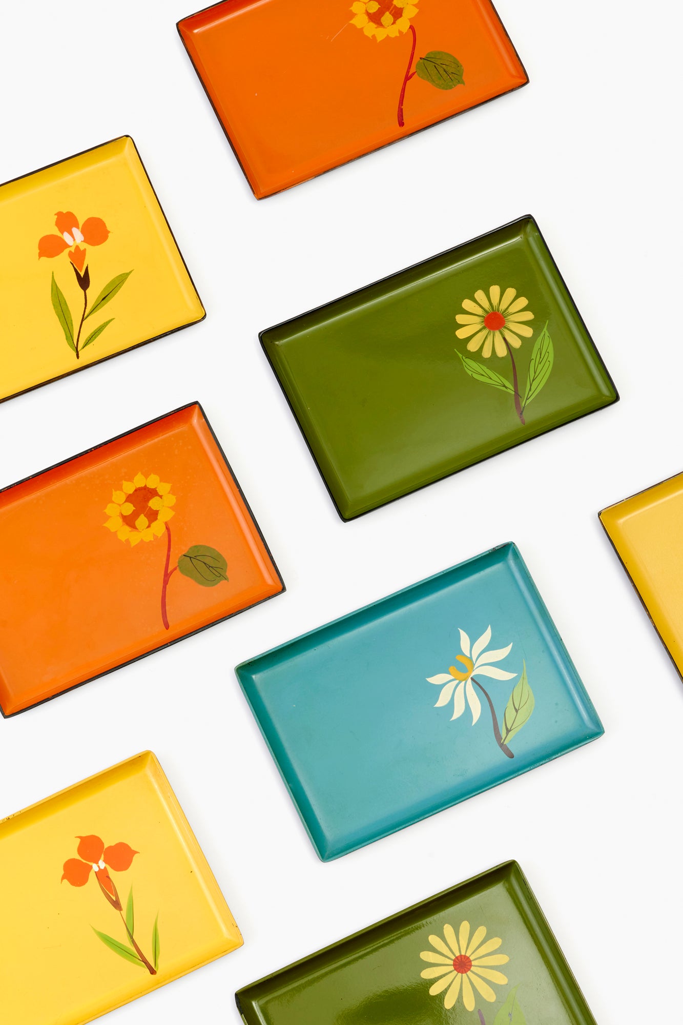 1960's small vintage lacquer trays with flowers. 