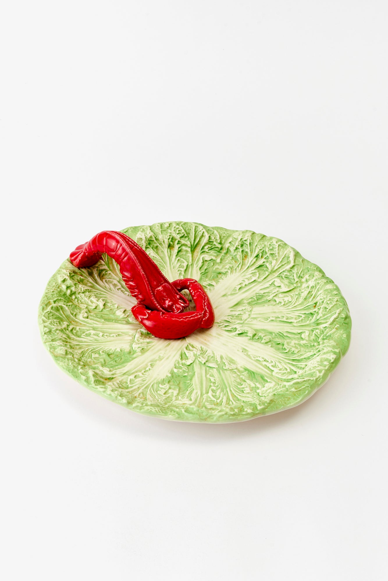 Lettuce platter plate featuring a lobster.