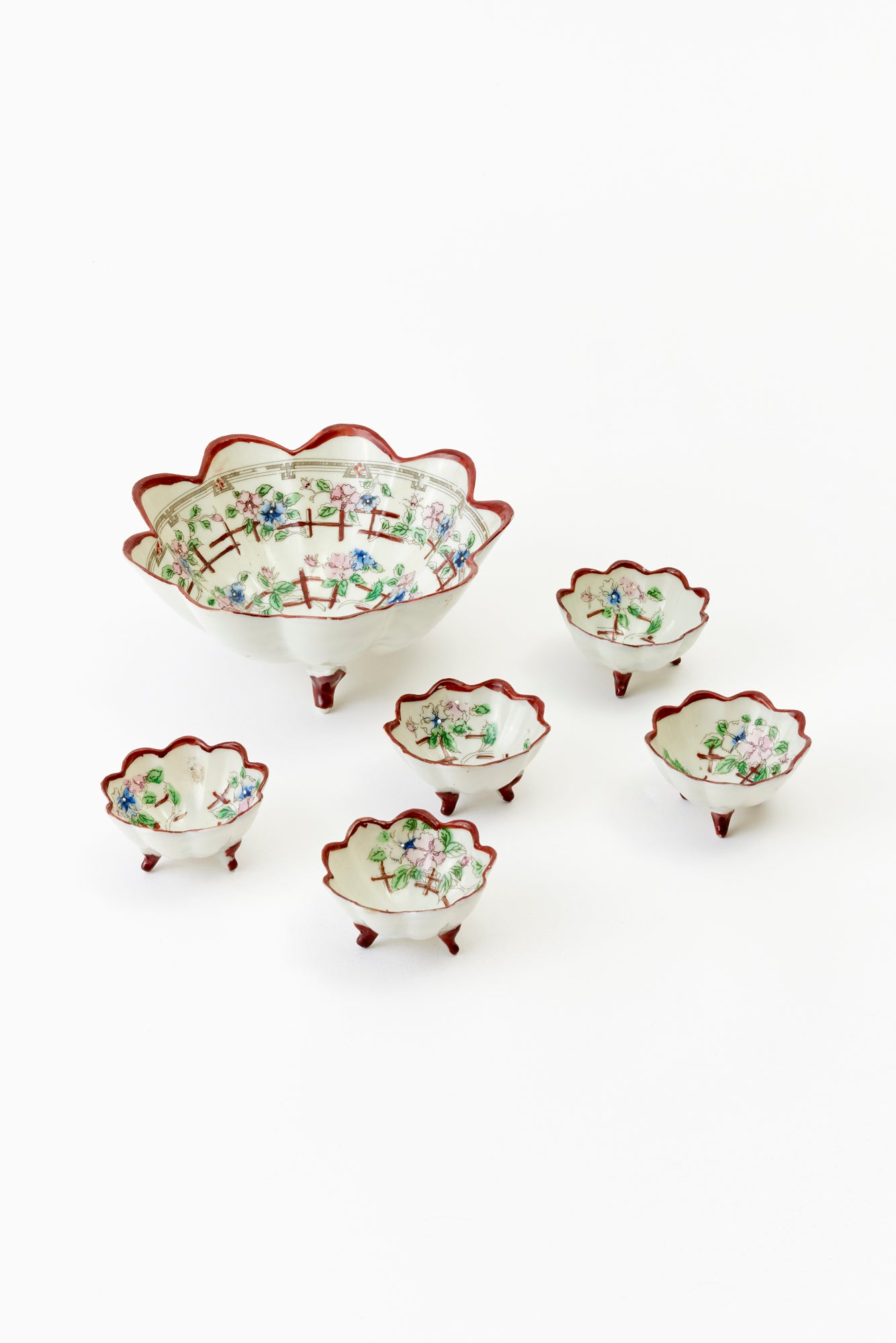 Set of vintage Japanese porcelain bowls or nut dishes.