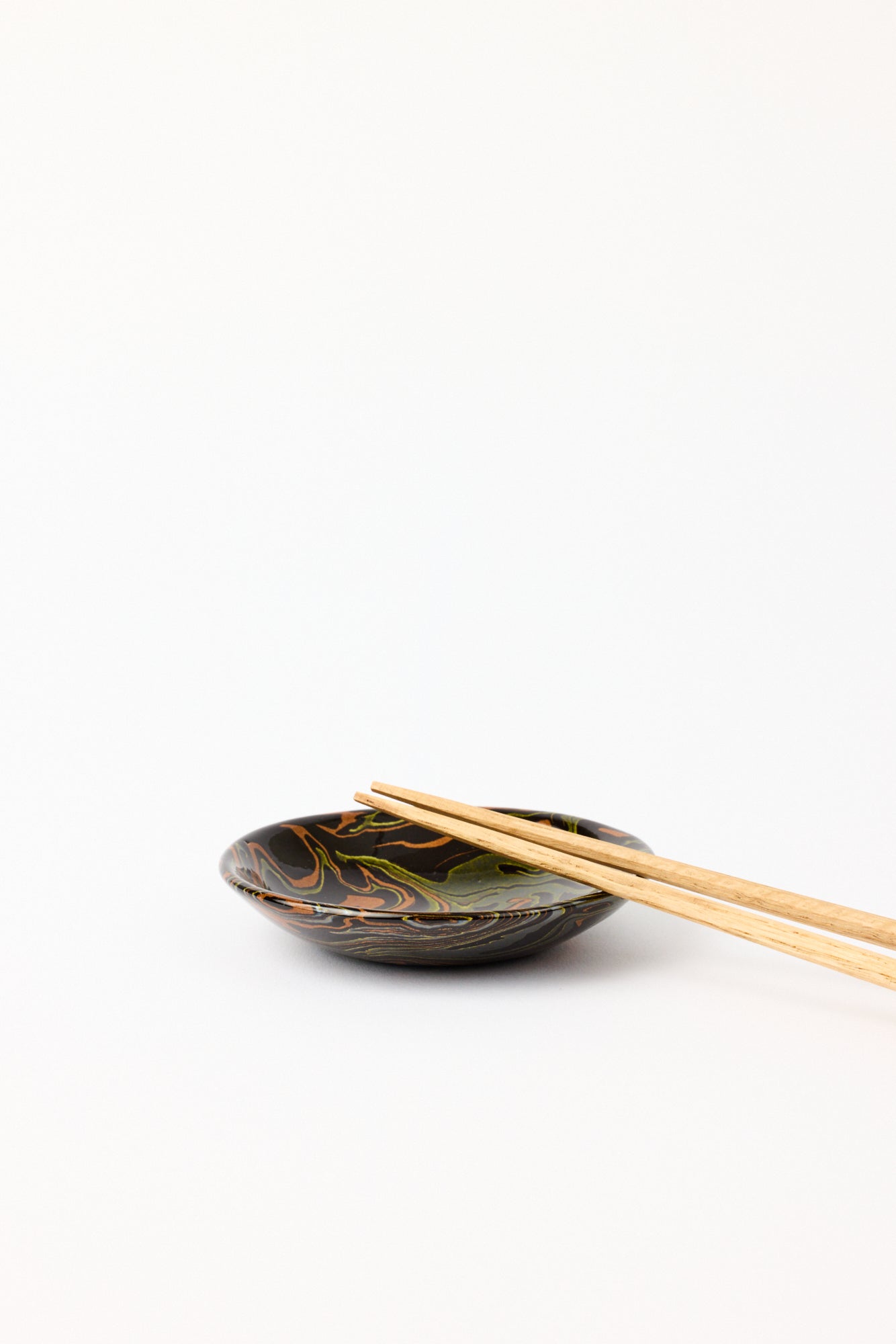 MARBLED CERAMIC DINNERWARE