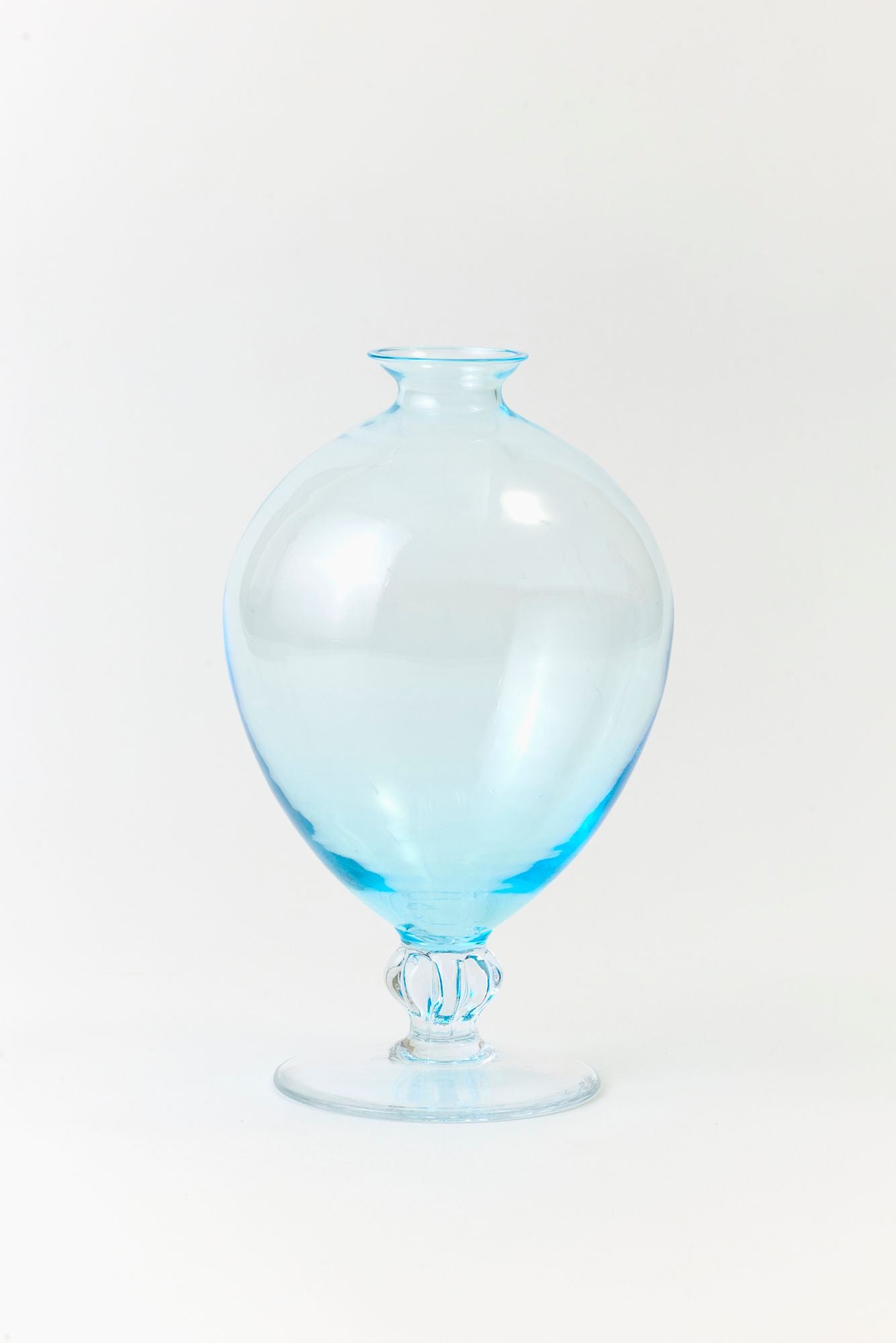 VINTAGE AQUA VENETIAN FOOTED VASE.