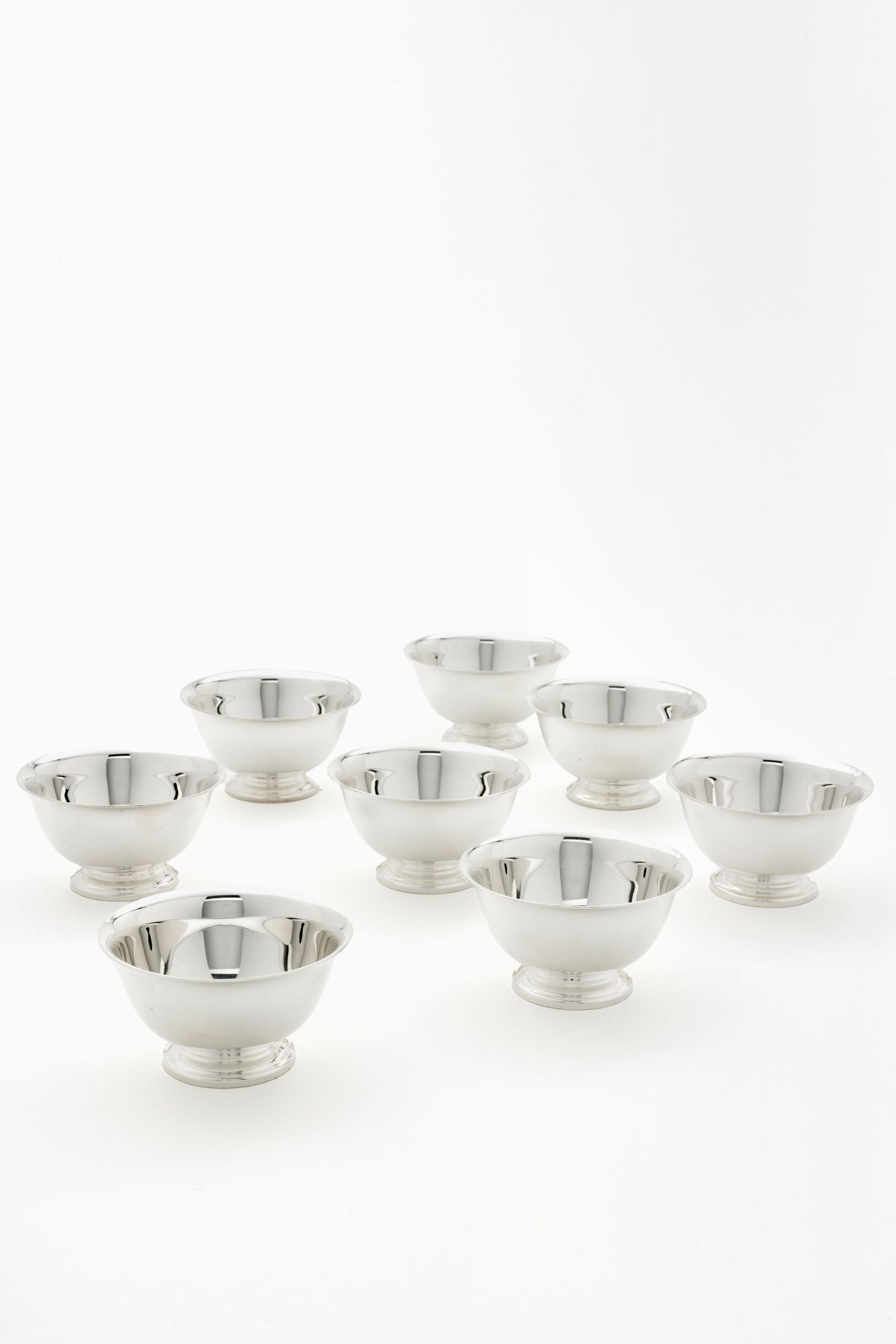 SET OF 8 VINTAGE ENGLISH SILVER BOWLS.