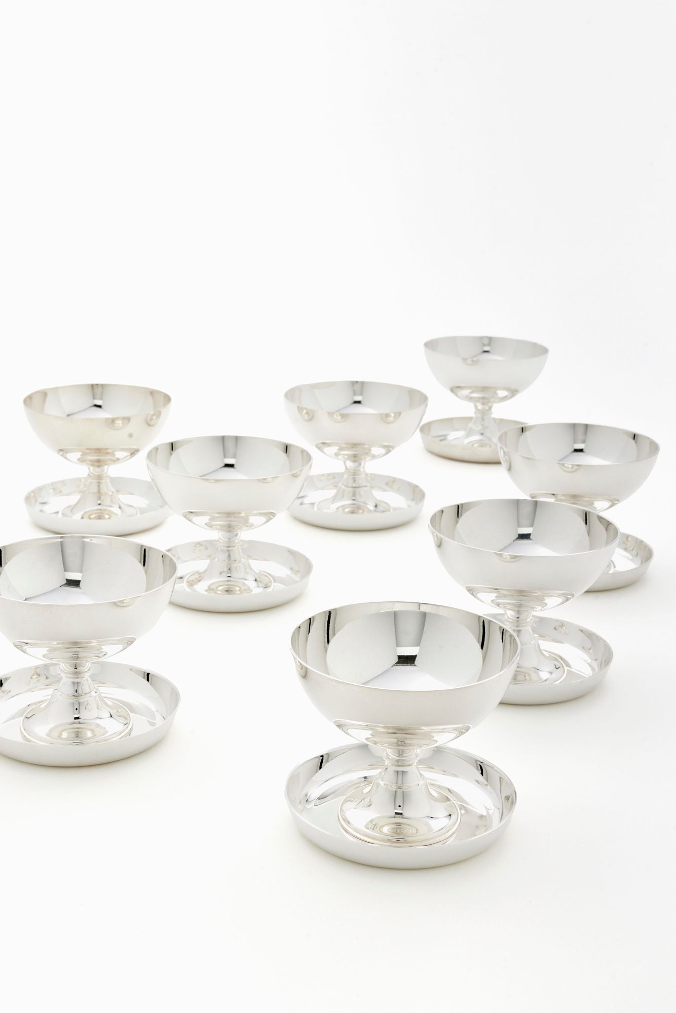 SET OF 8 VINTAGE ENGLISH SILVER COMPOTES ON STANDS.