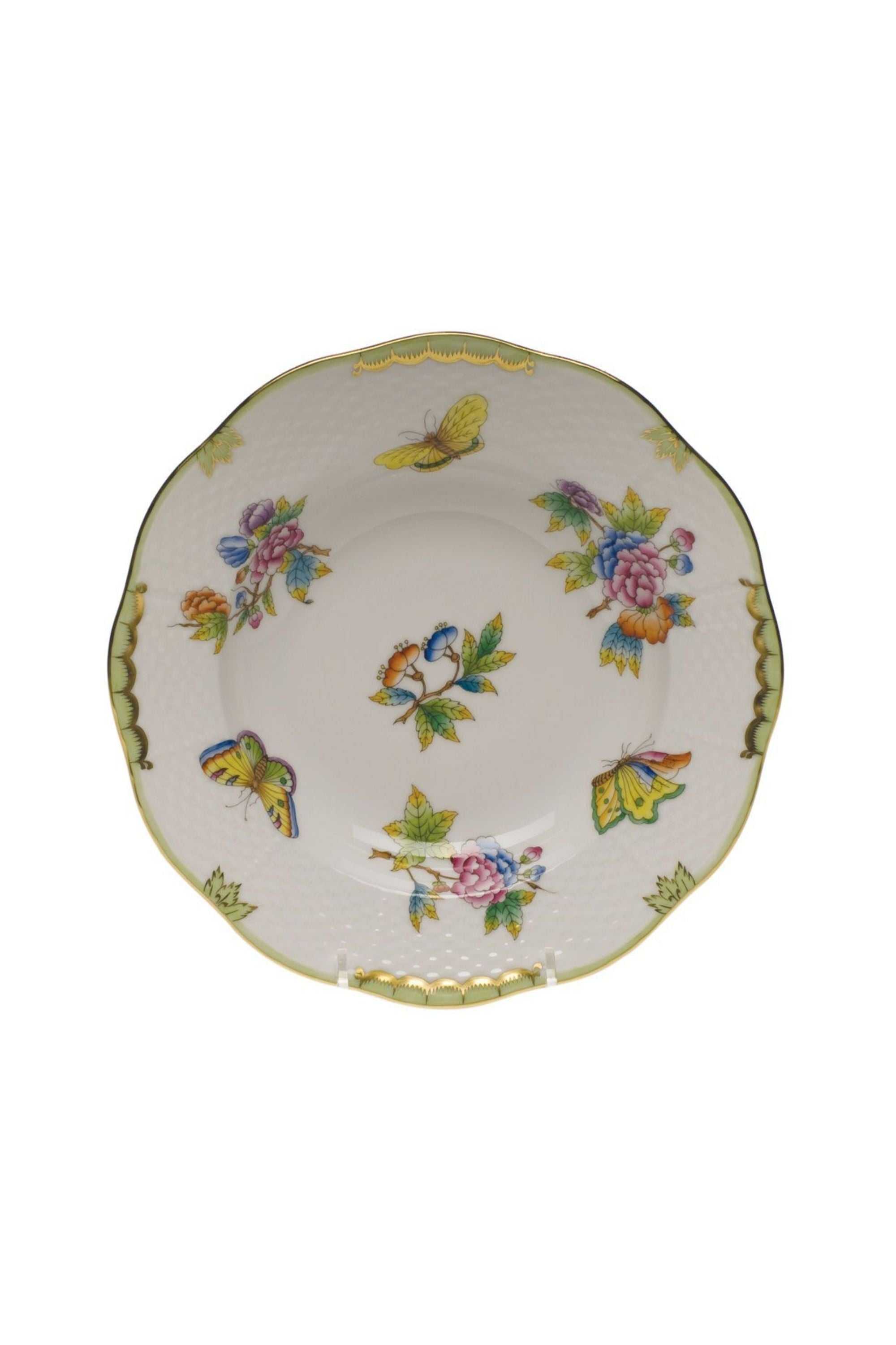 QUEEN VICTORIA DINNERWARE