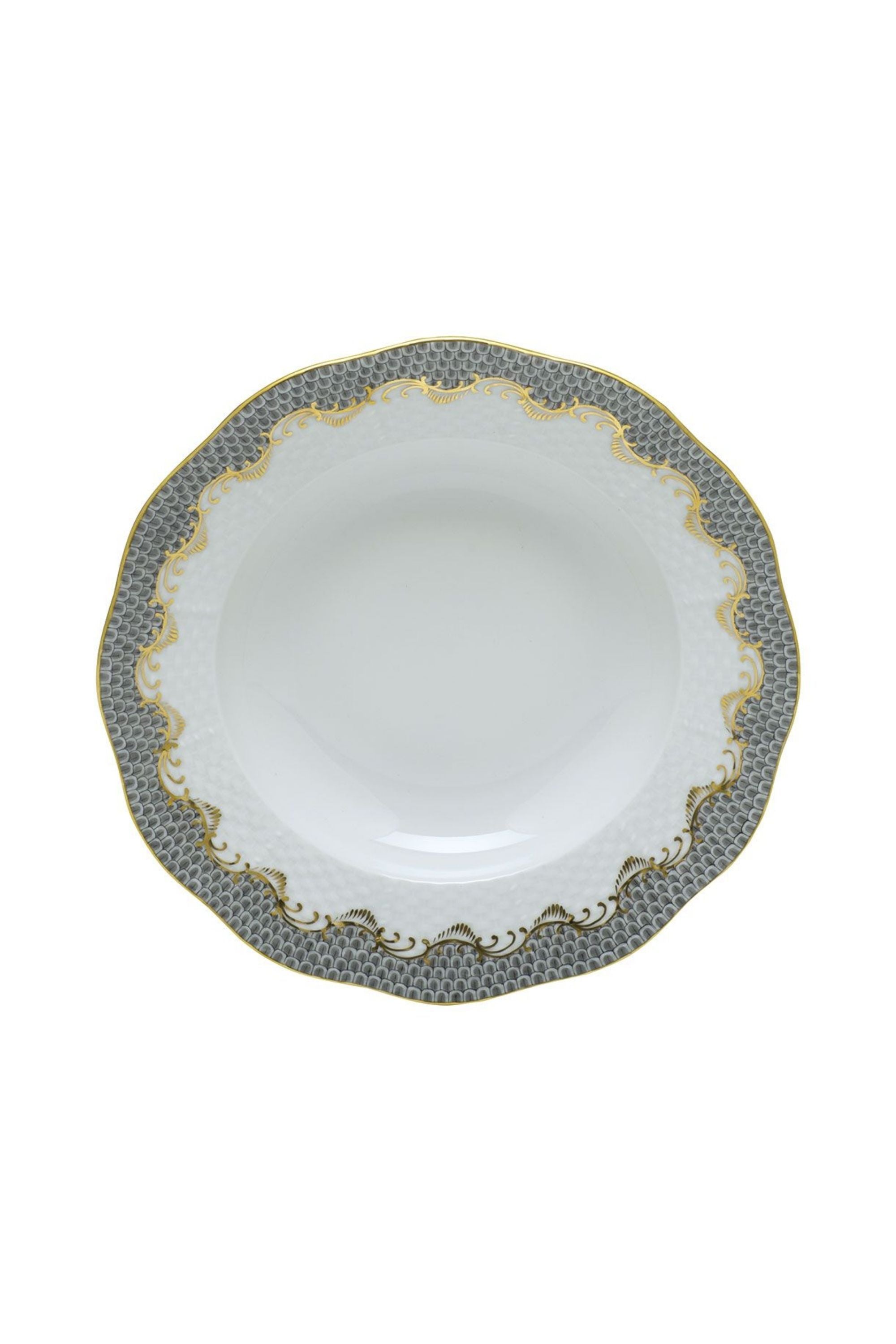 FISH SCALE GRAY DINNERWARE