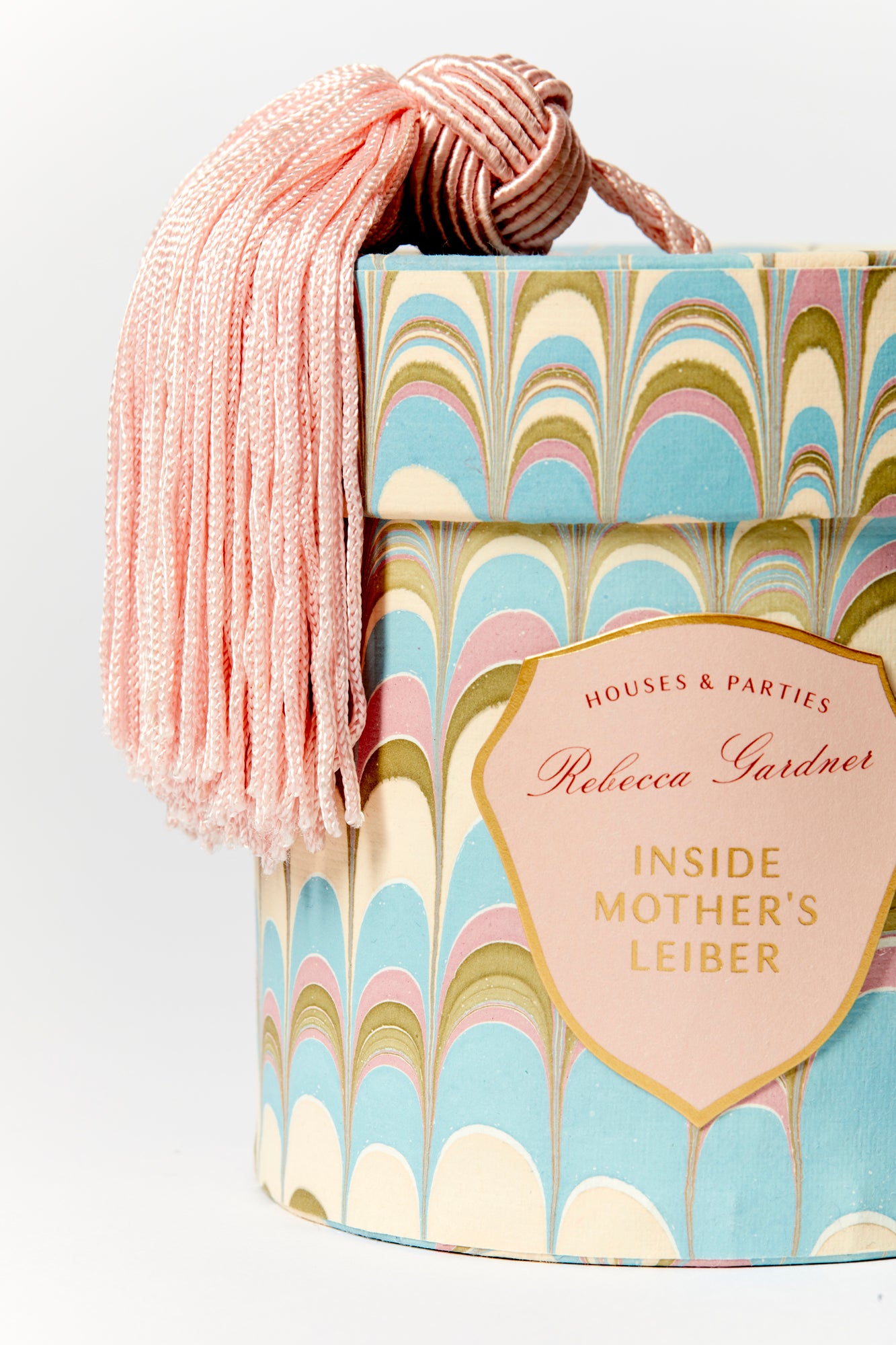 INSIDE MOTHER'S LEIBER CANDLE