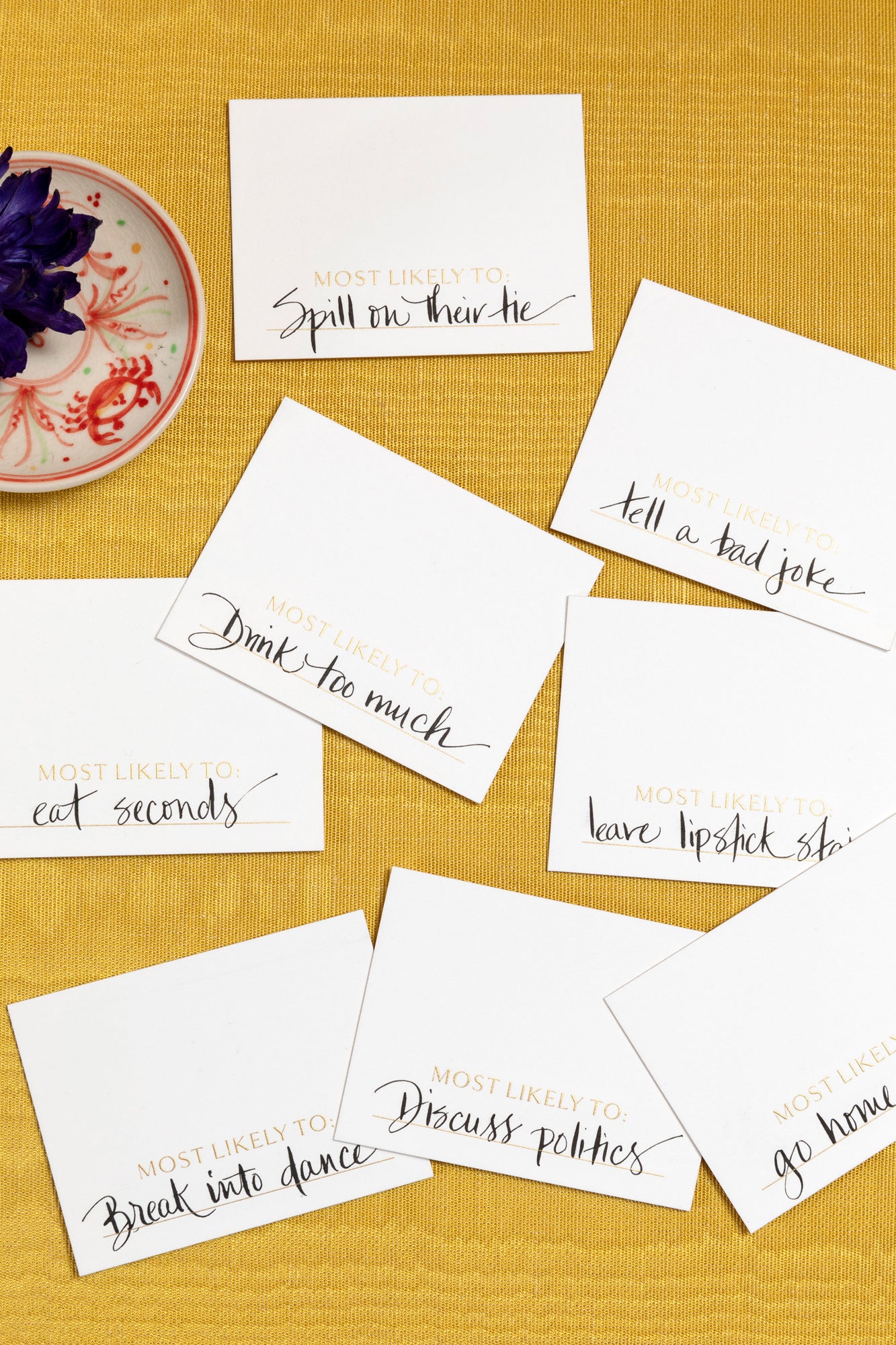 SET OF 24 SUPERLATIVES PLACE CARDS