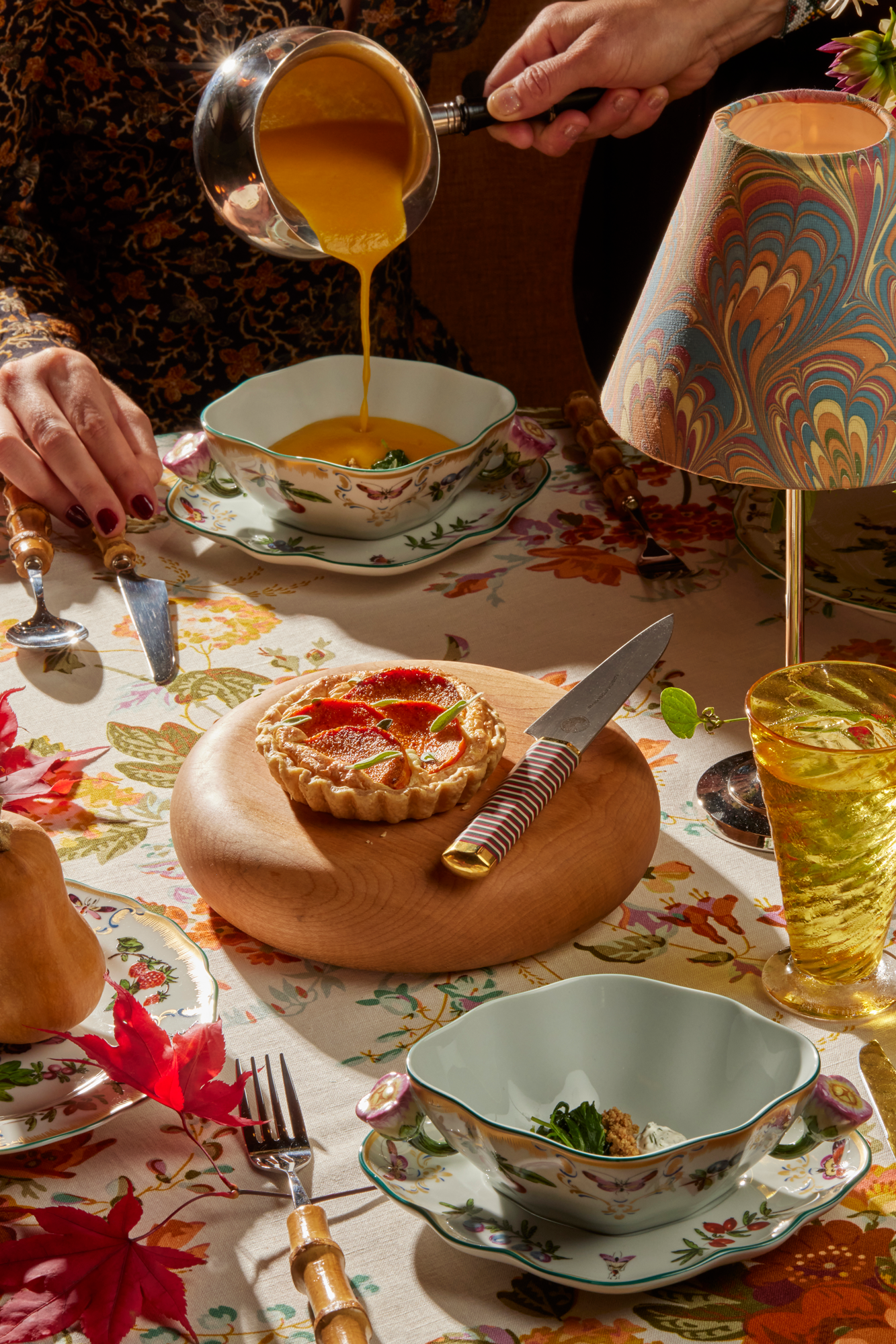 DUKE OF GLOUCESTER CREAM SOUP WITH SAUCER