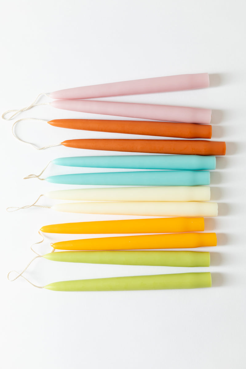 PAIR OF COLORED TAPERS