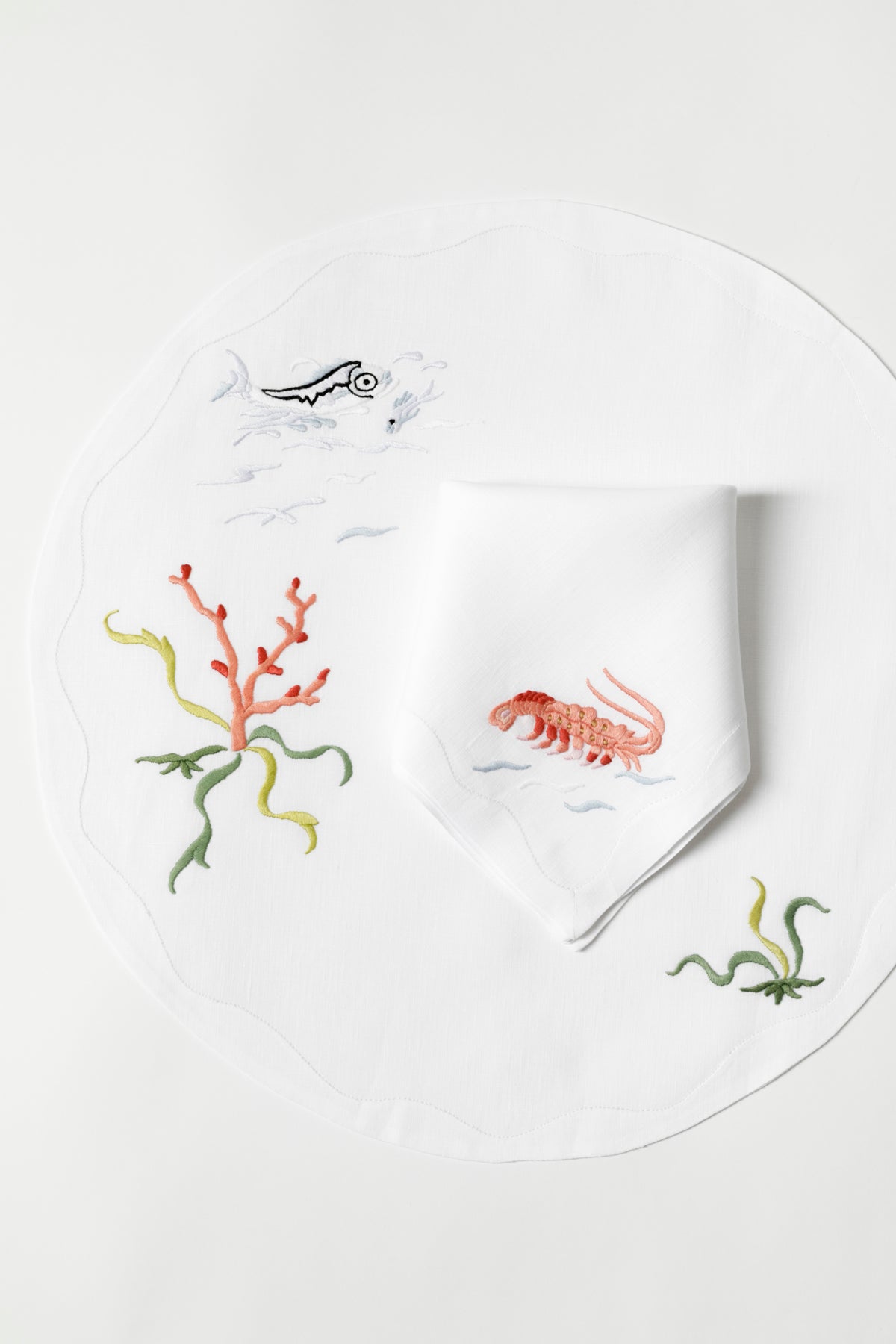 Dinner napkin linen with crustaceans stitched. Made in Madeira, Portugal.