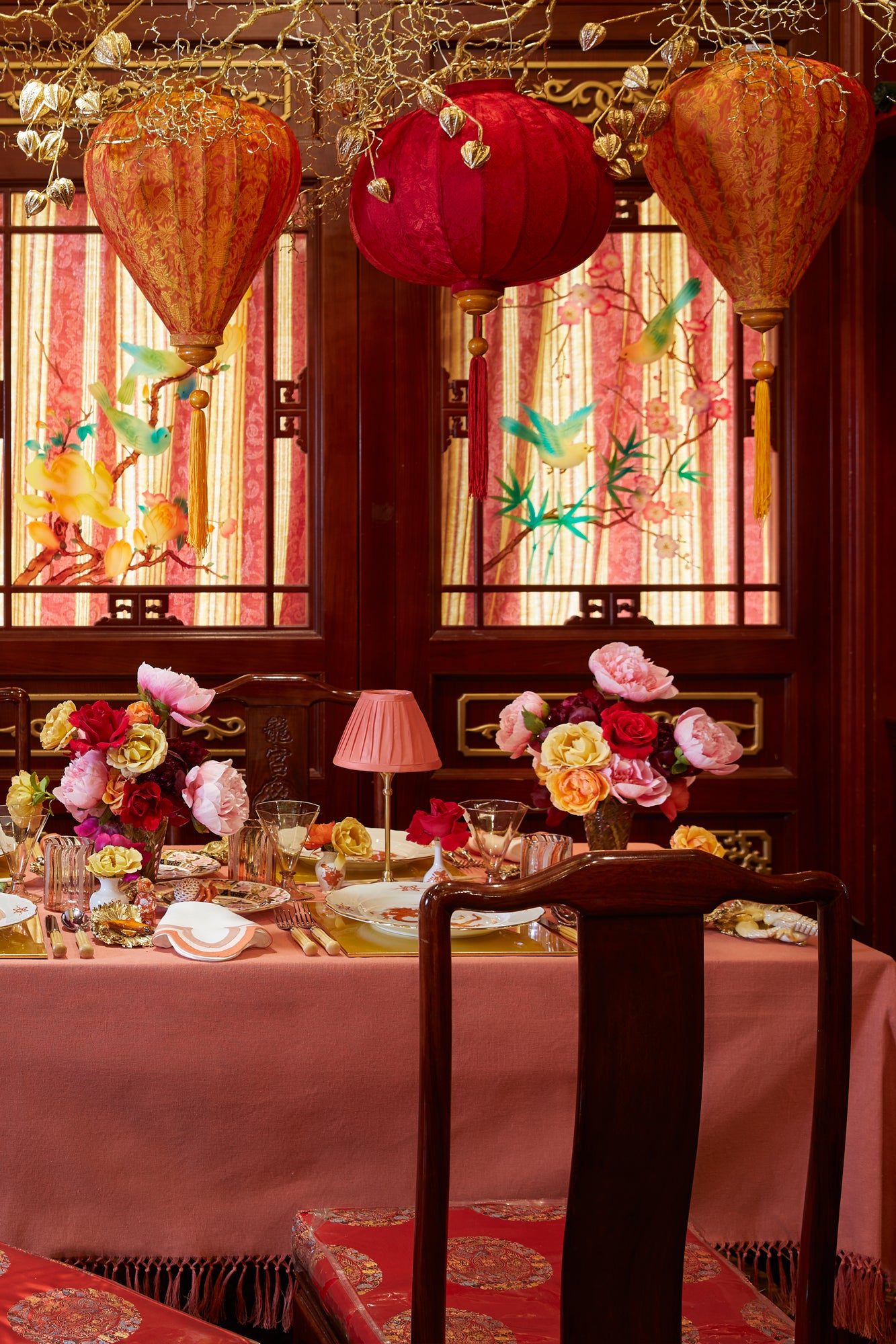 CORAL FRINGED TABLECLOTH