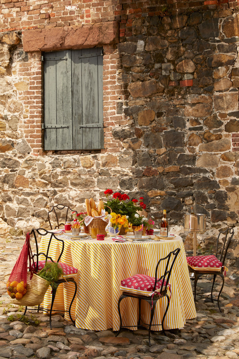 YELLOW STRIPE TABLECLOTH TO-THE-FLOOR